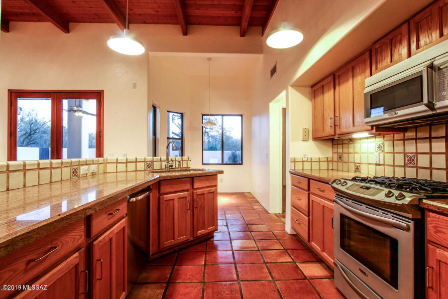 Indians Hills North  (1-31) - Residential Lease