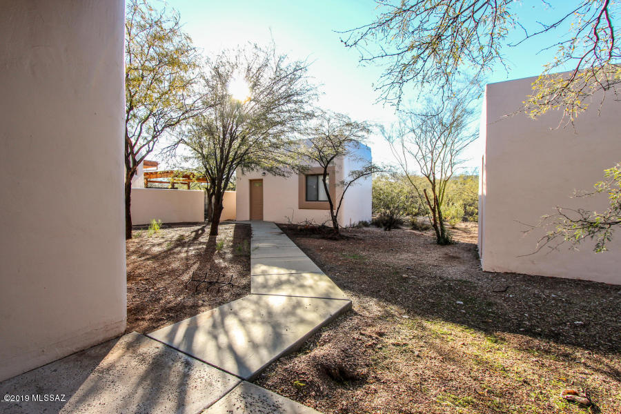 Indians Hills North  (1-31) - Residential Lease