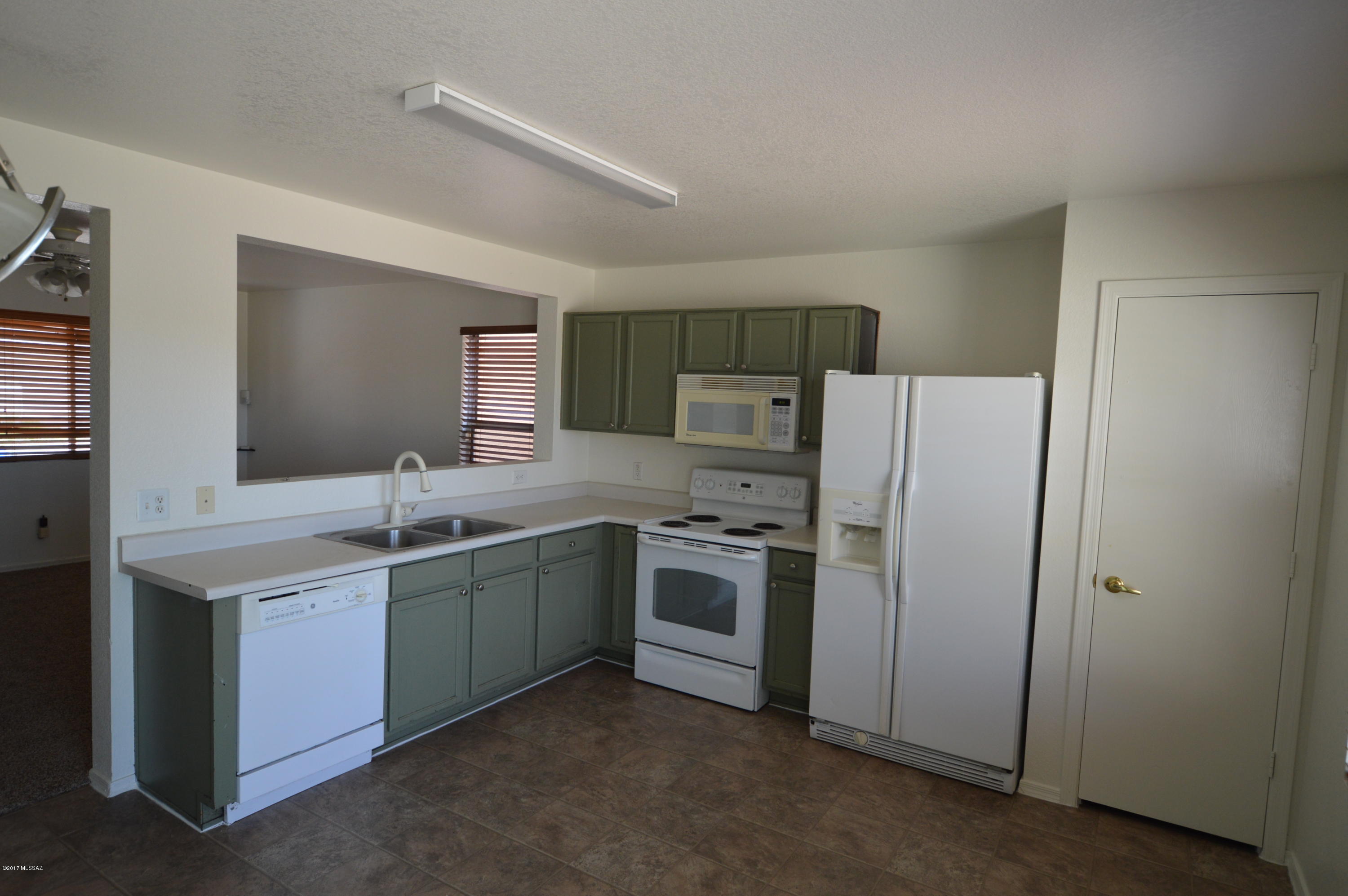 Arroyo Vista (1-166) - Residential