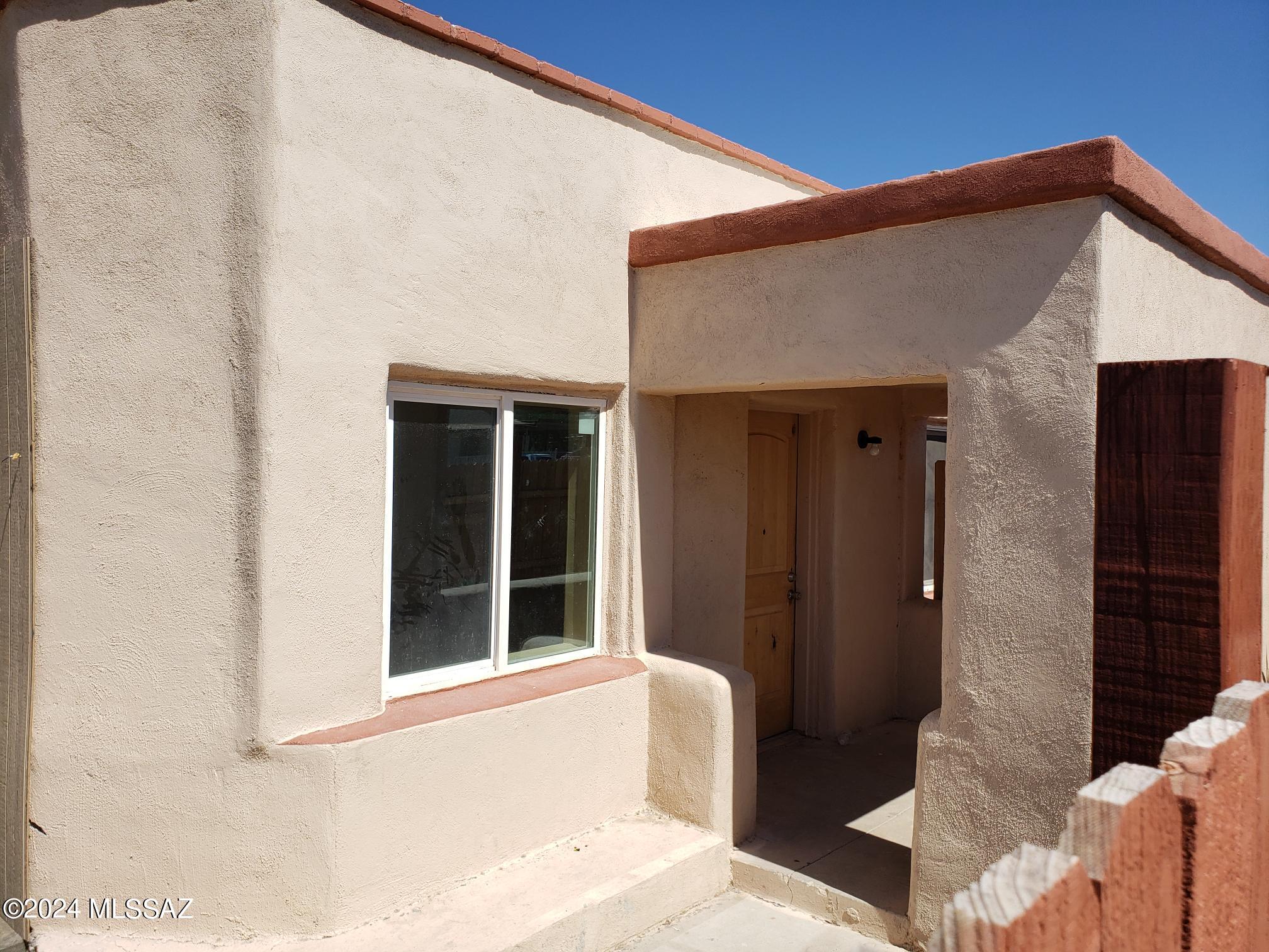 3 BR 2 BATH HOUSE 2 BR 1 BATH UNIT AND 2 STORY WITH 4BR 2.5 BATH UNIT ALL REMODELED IN 2017 AND 2018. UPDATED AGAIN IN 2021. 3144 SQFT OF LIVING SPACE PLUS 996 SQFT STORAGE UNIT WITH POSSIBLE ABILITY TO ADD SQUARE FOOTAGE TO UNITS B AND C.  COMES WITH ARLO SECURITY CAMERAS. SECURITY PEDESTRIAN ENTRY STEEL GATES WITH CODE ENTRY.  HIGH EFFICIENCY MINISPLITS IN UNITS B AND C. TILED COUNTERS, ALL FLOORS ARE TILED. TANKLESS WATER HEATERS IN MAIN HOME AND DUPLEX. ALL MODERN PLUMBING FIXTURES, ALL UNITS HAVE LAUNDRY ROOMS. ALL UNITS HAVE THEIR OWN PRIVATE YARDS. SELLER IS OWNER AGENT.