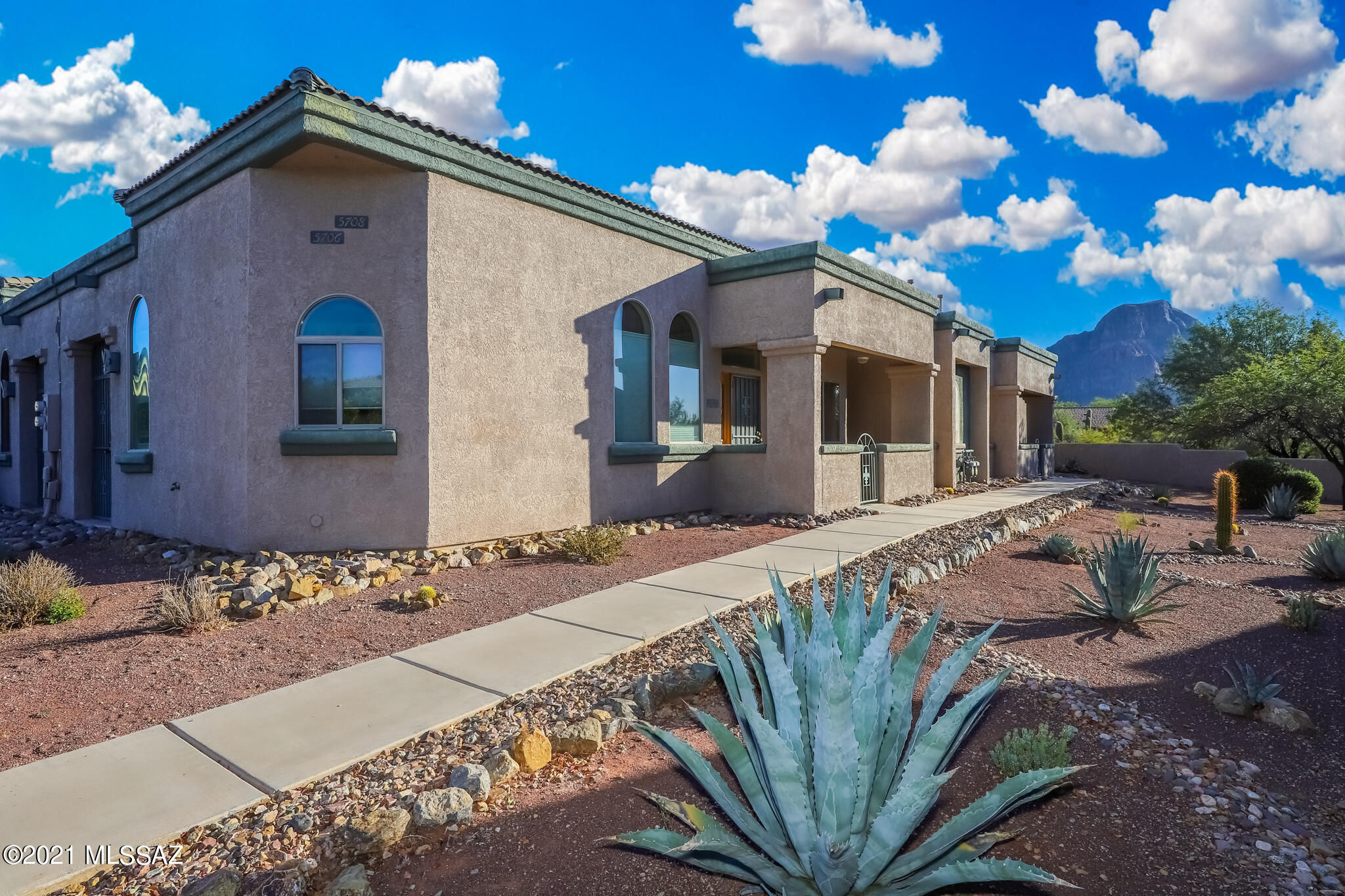 Kinney Village (1-112) - Residential