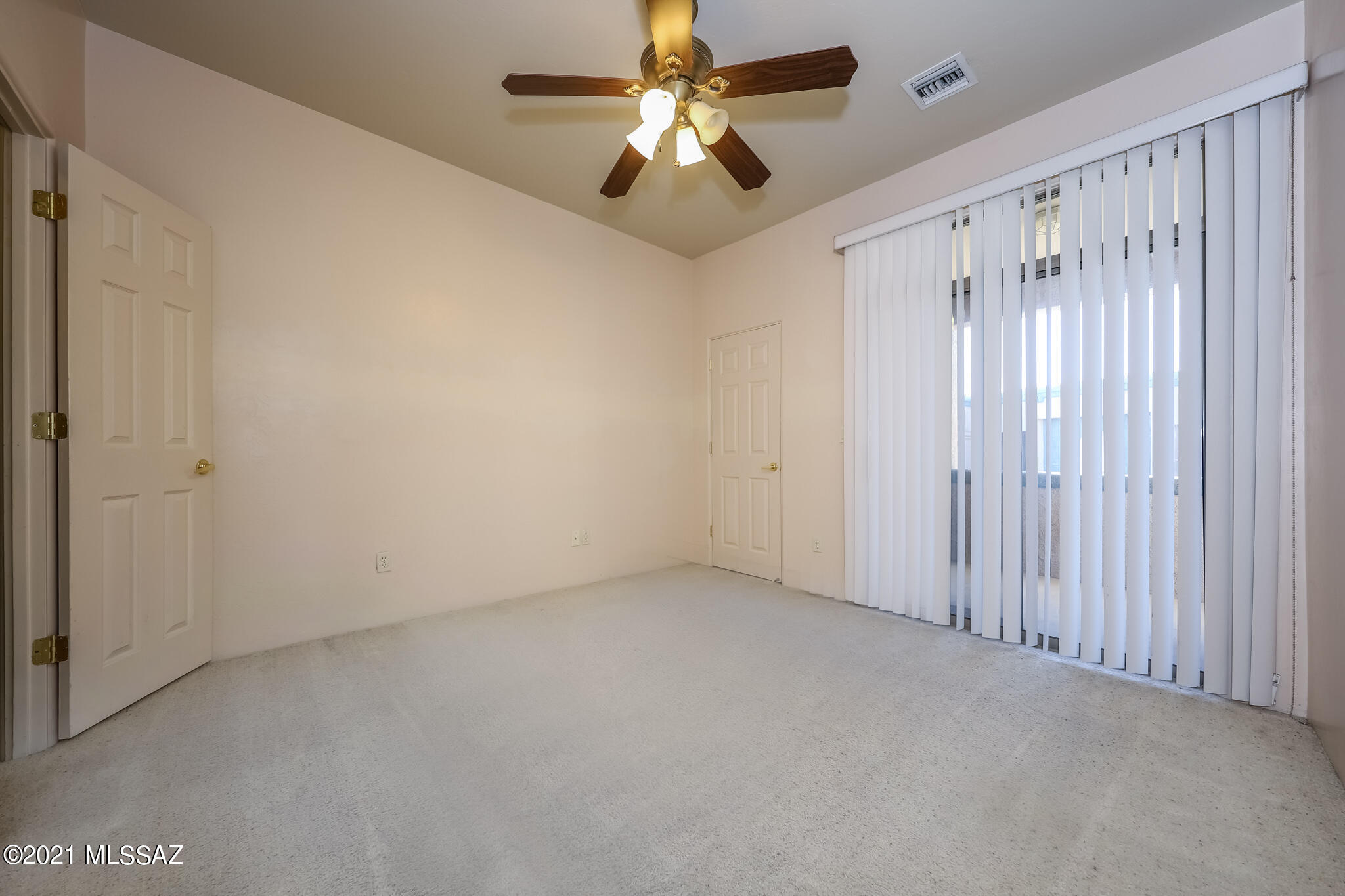 Kinney Village (1-112) - Residential