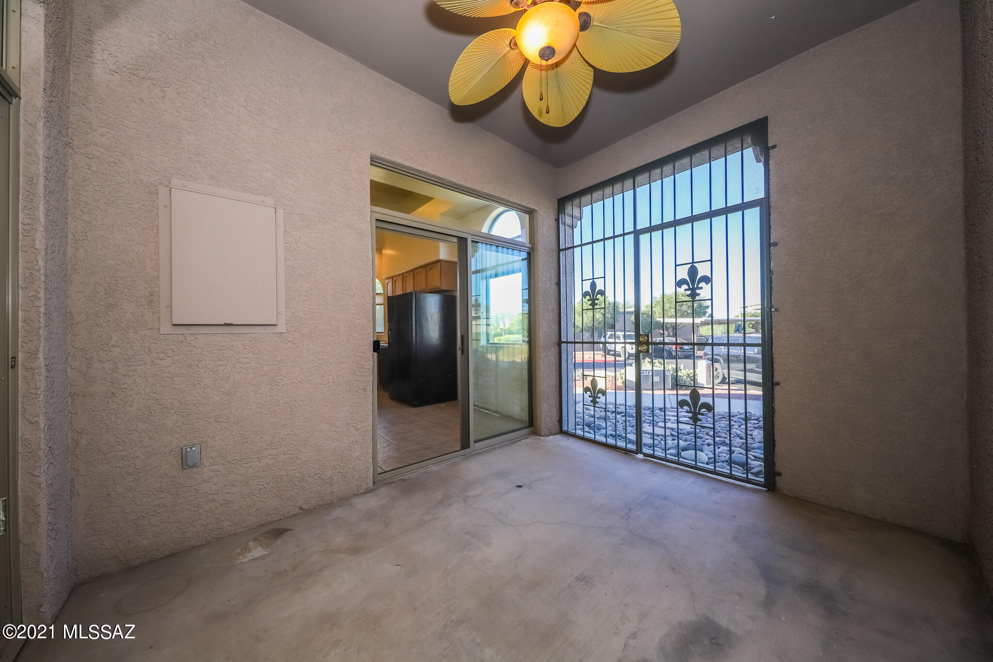 Kinney Village (1-112) - Residential