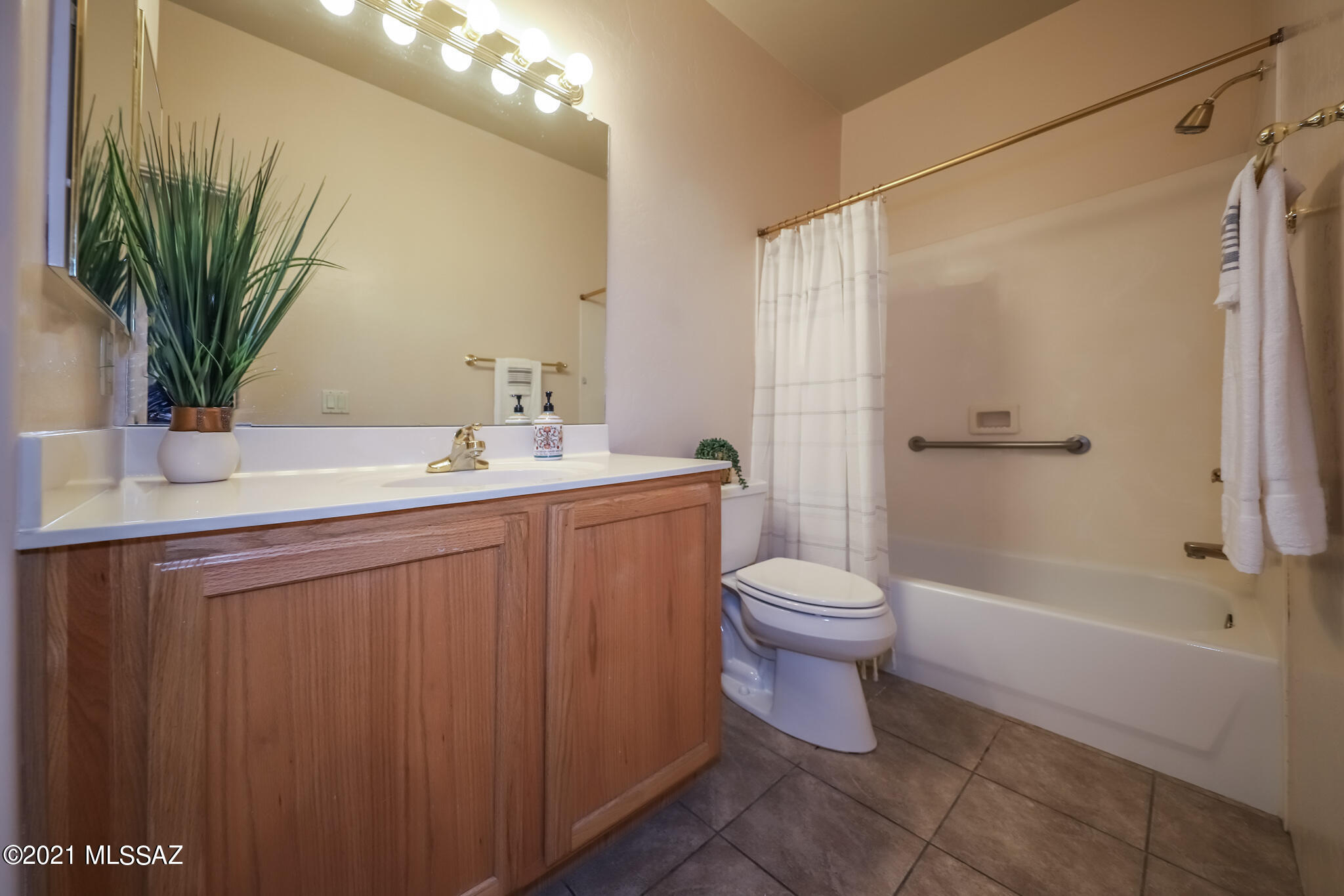 Kinney Village (1-112) - Residential
