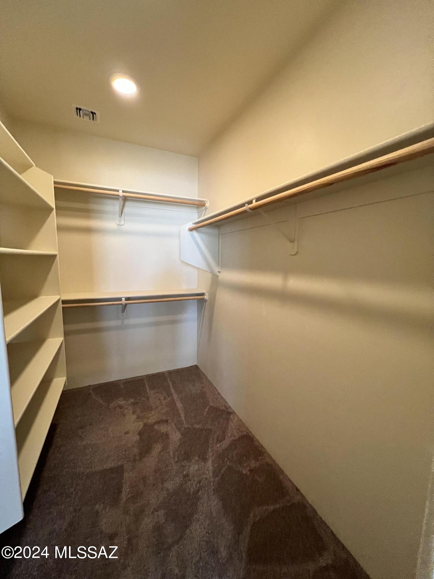 Lakeside Ridge (1-28) - Residential Lease