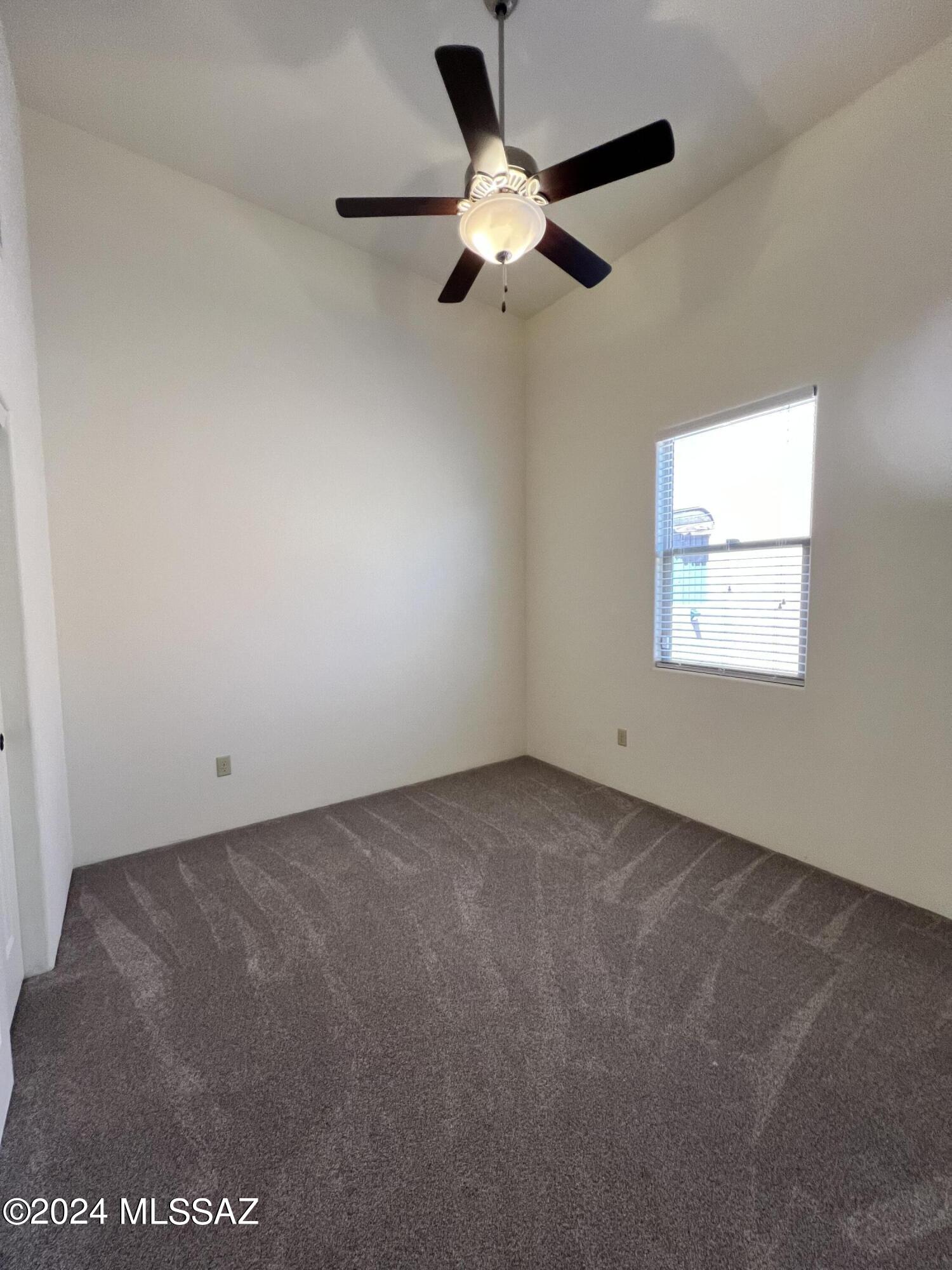 Lakeside Ridge (1-28) - Residential Lease
