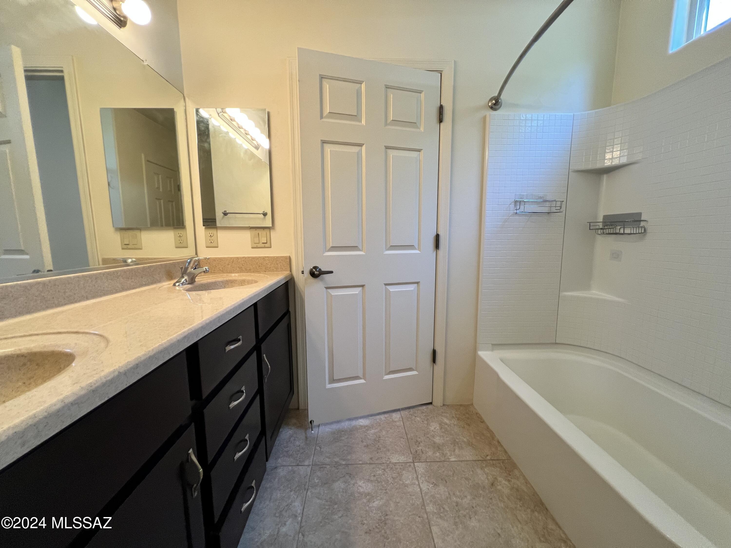 Lakeside Ridge (1-28) - Residential Lease