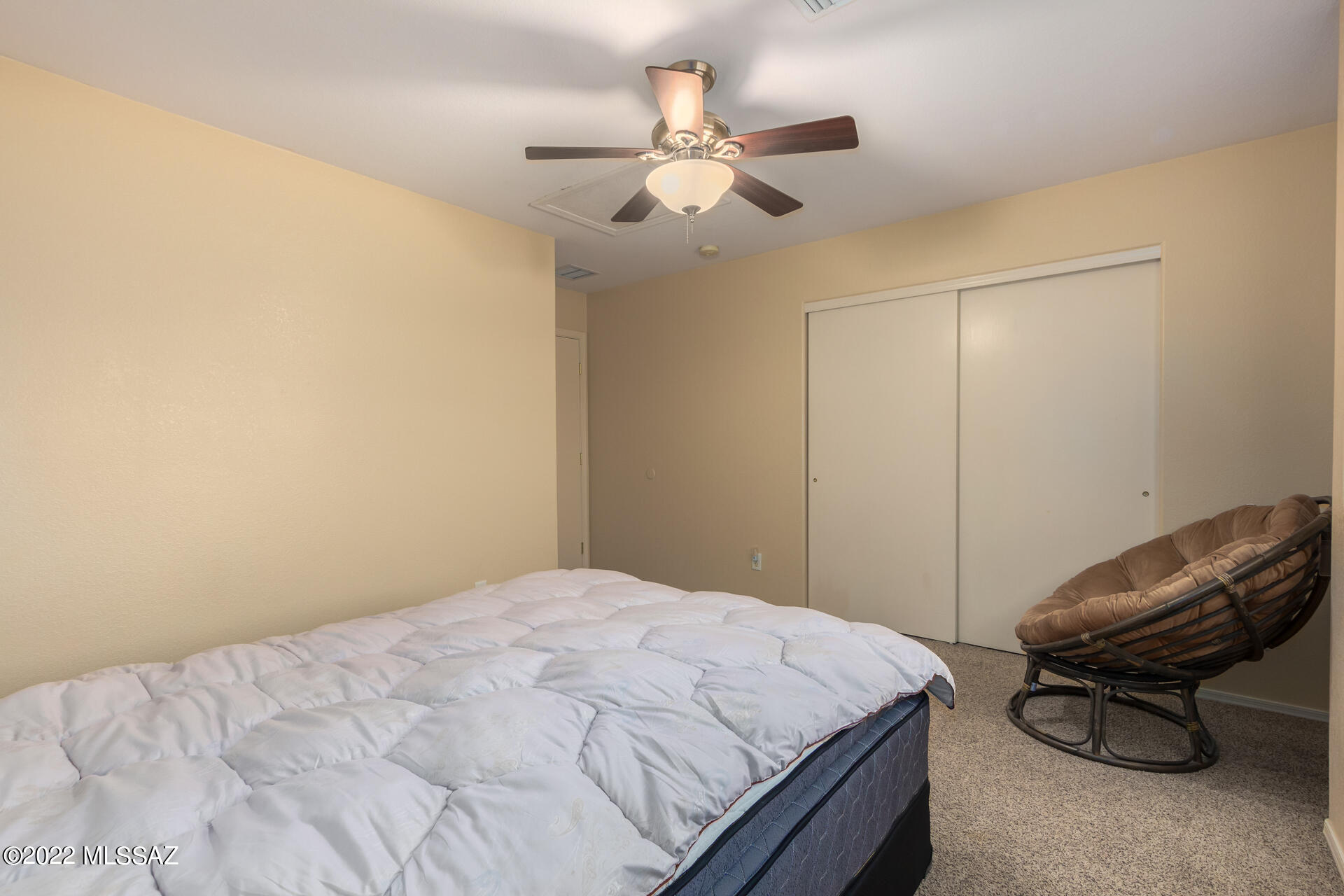 Mountain View Condos. (1-76) - Residential