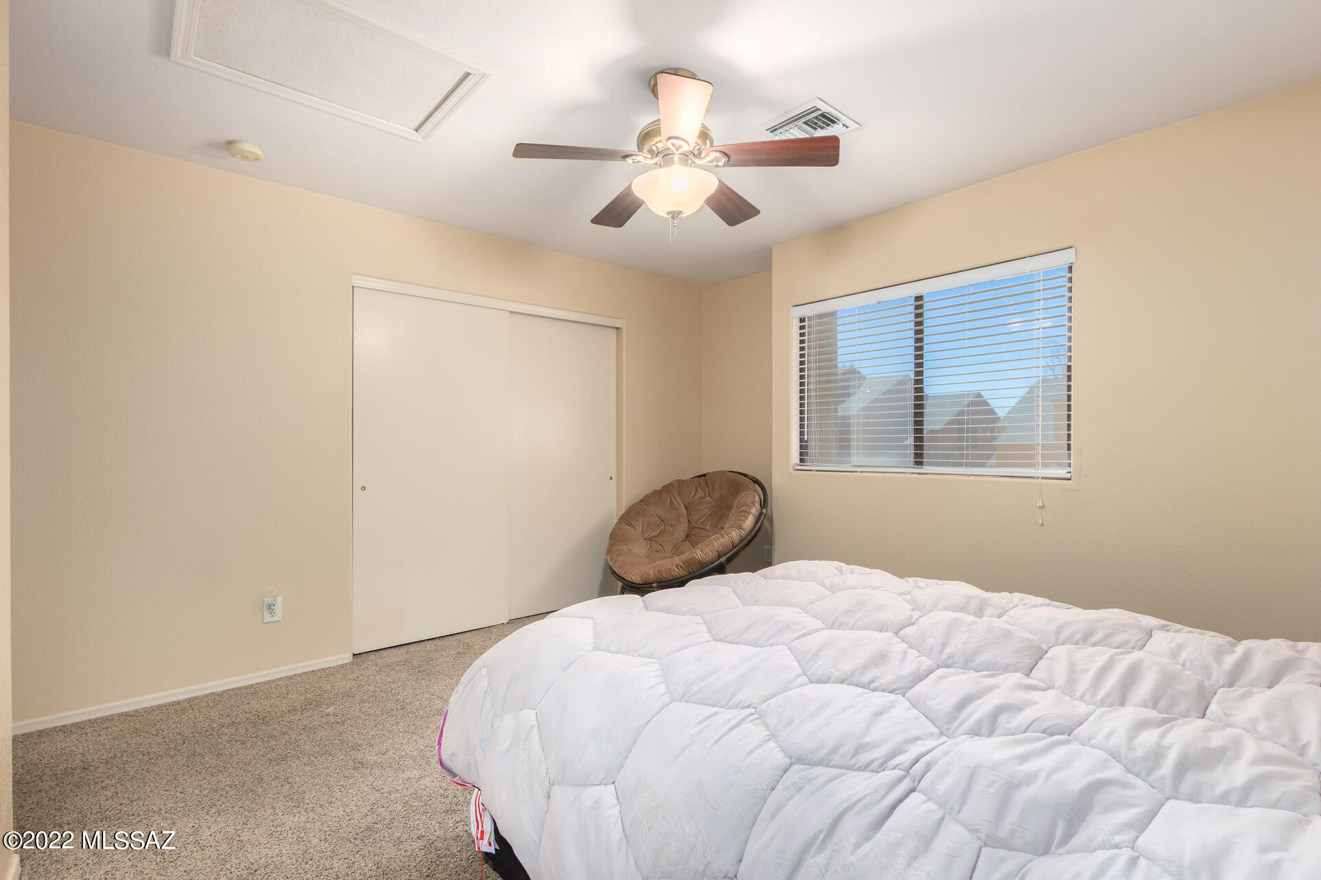 Mountain View Condos. (1-76) - Residential