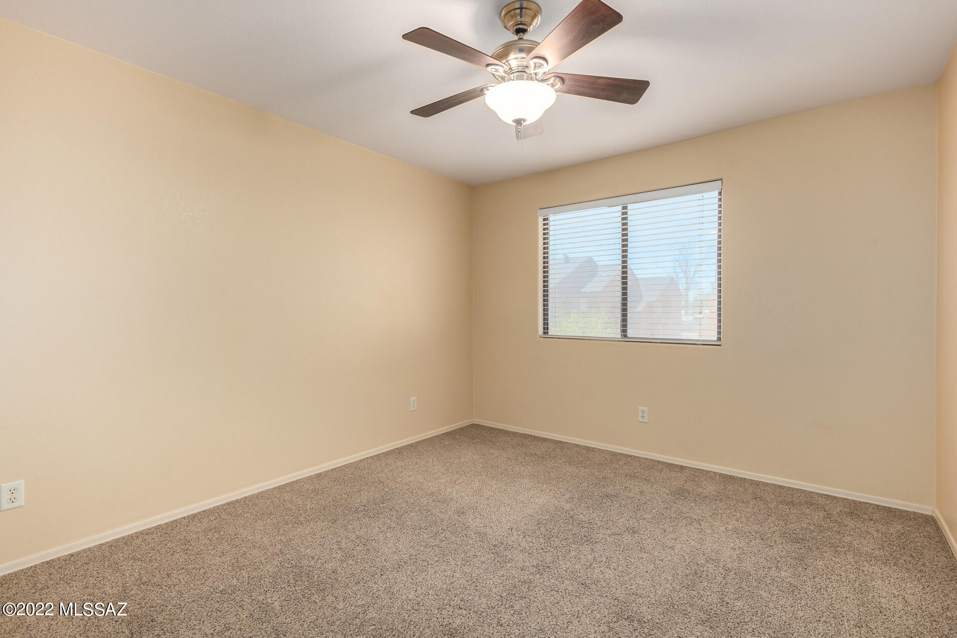 Mountain View Condos. (1-76) - Residential