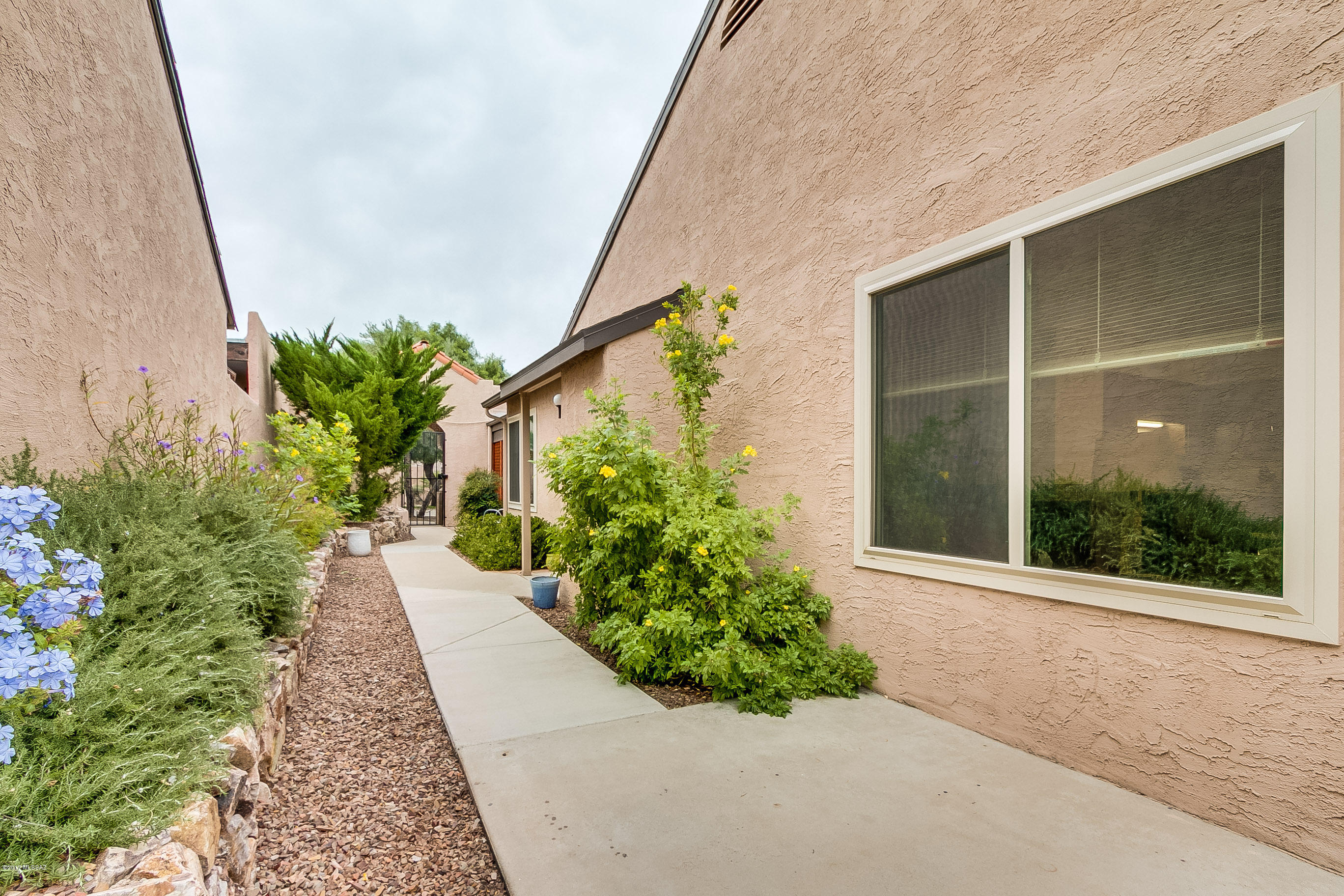 Miramonte Townhomes (1-67) - Residential