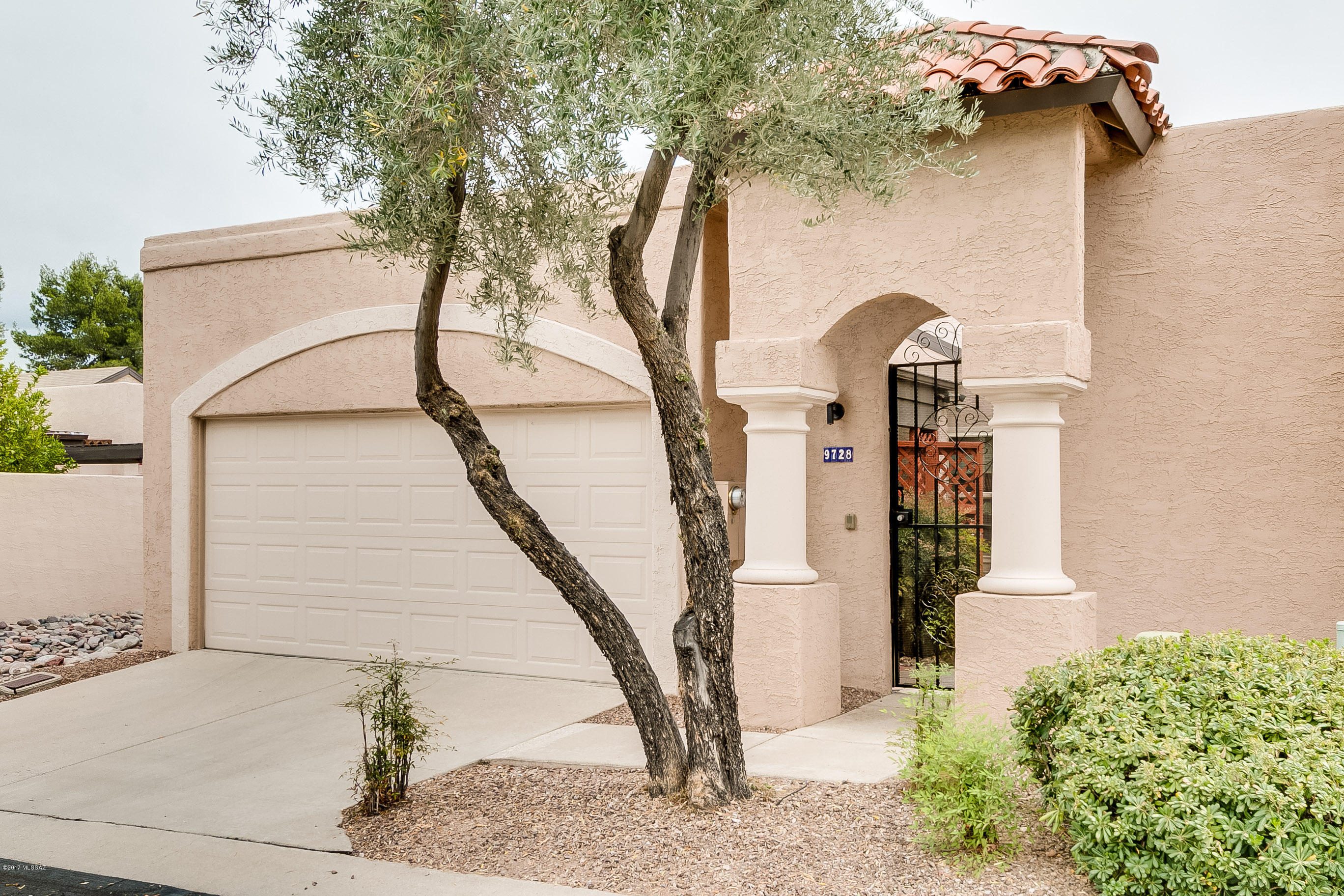 Miramonte Townhomes (1-67) - Residential