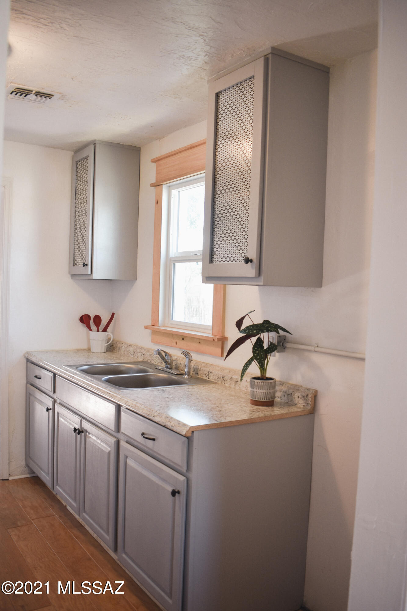 Mackenzies - Residential