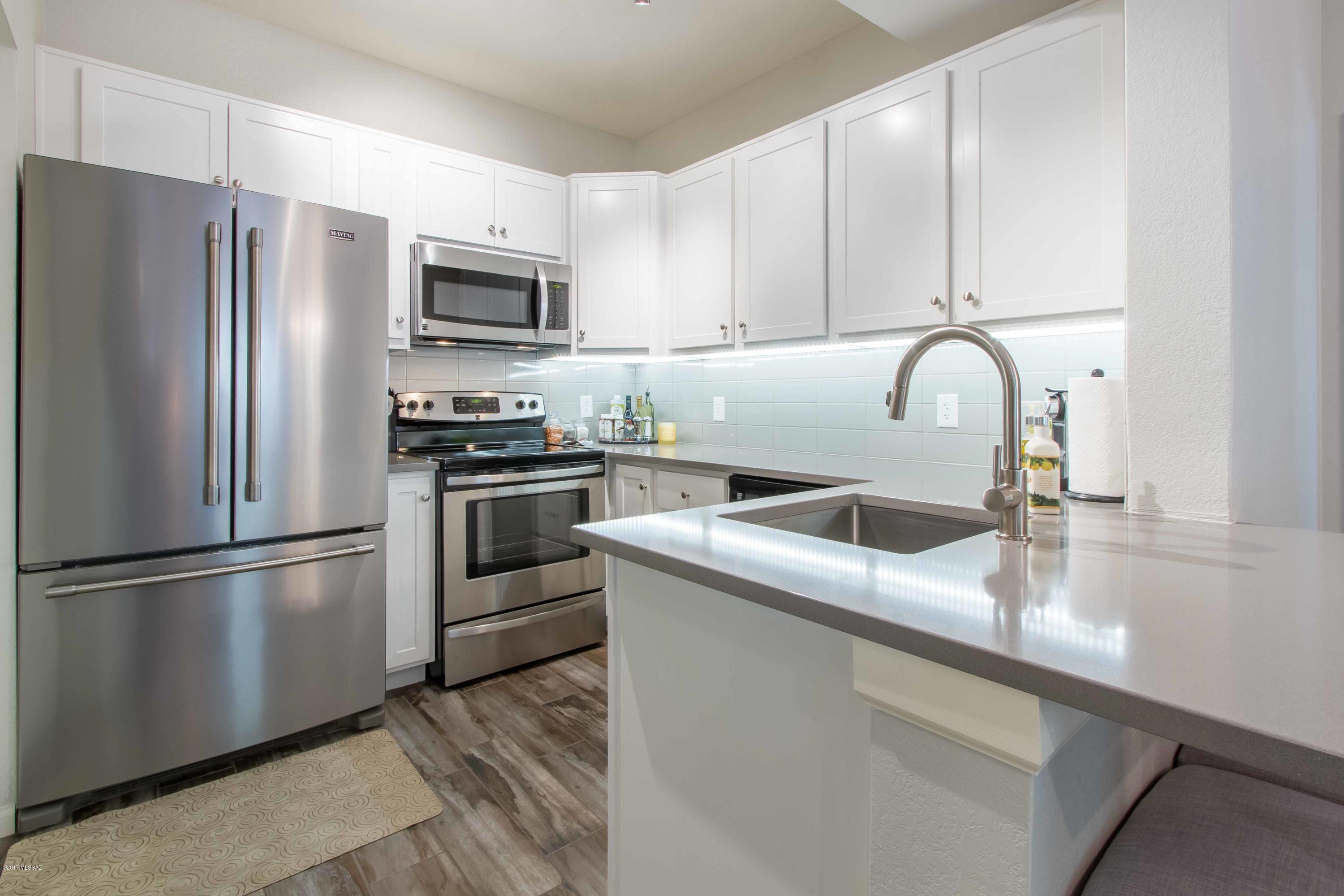 The Boulders at La Reserve Condominiums - Residential