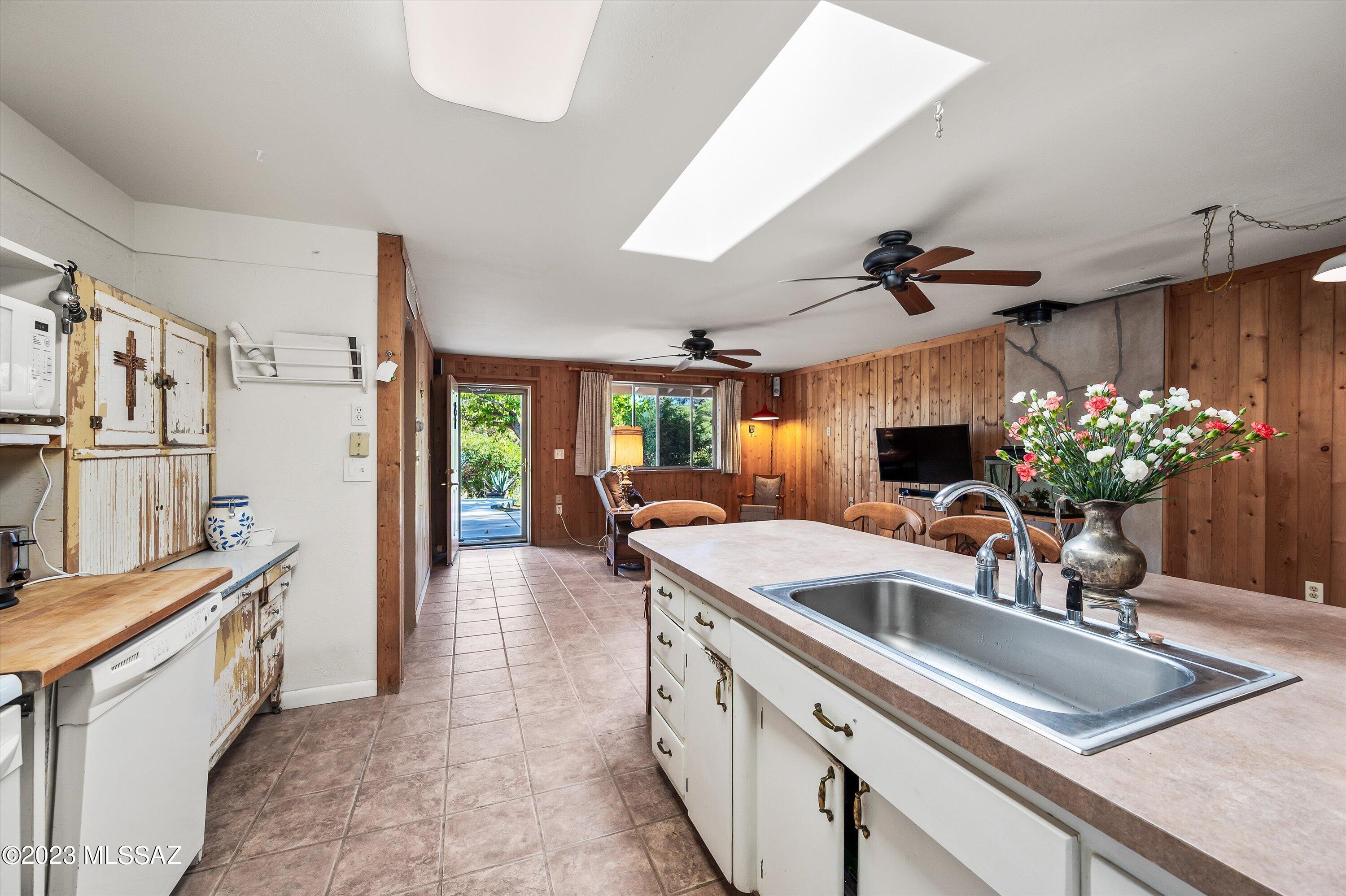 Los Robles Estates - Residential