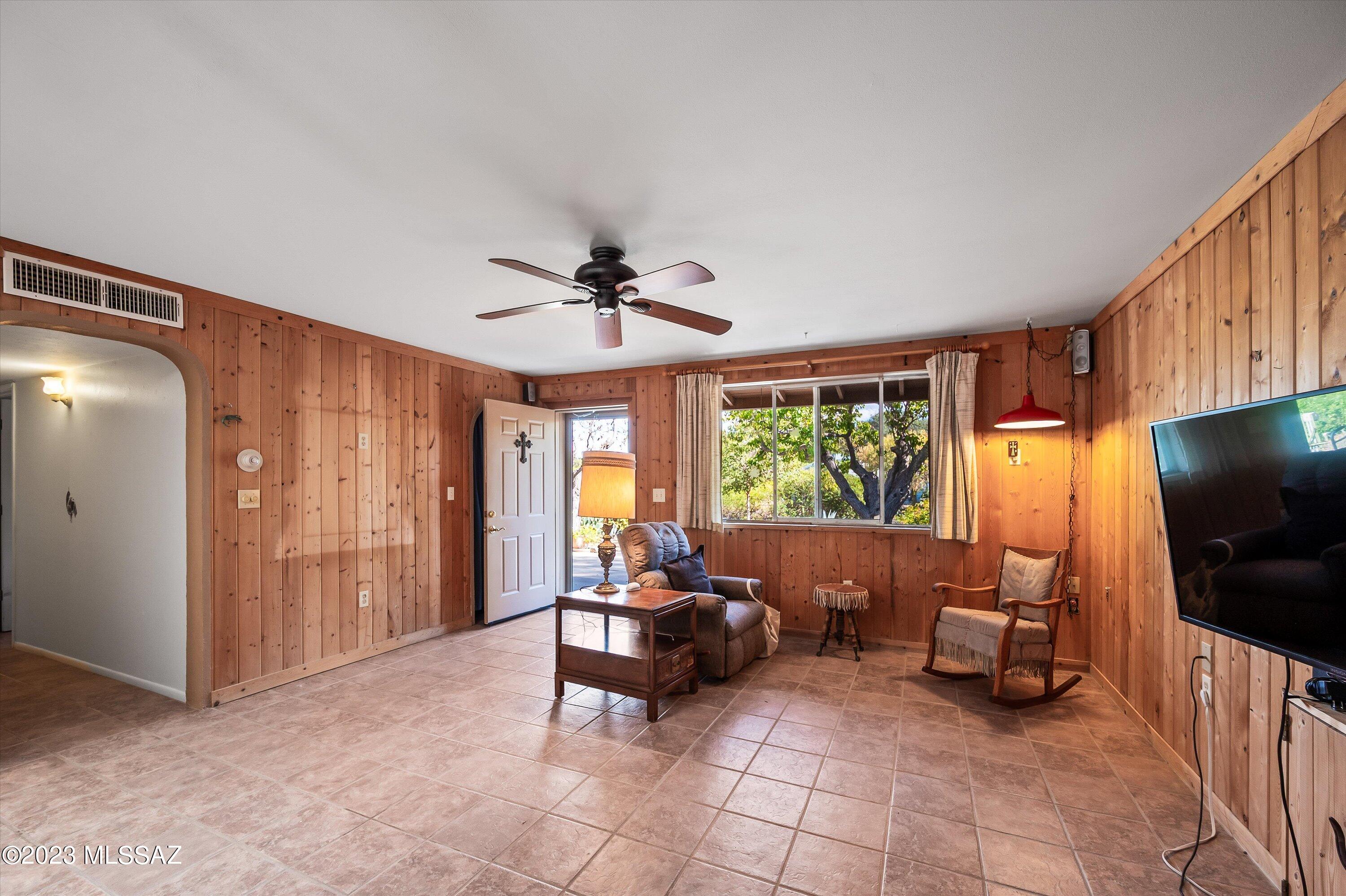 Los Robles Estates - Residential