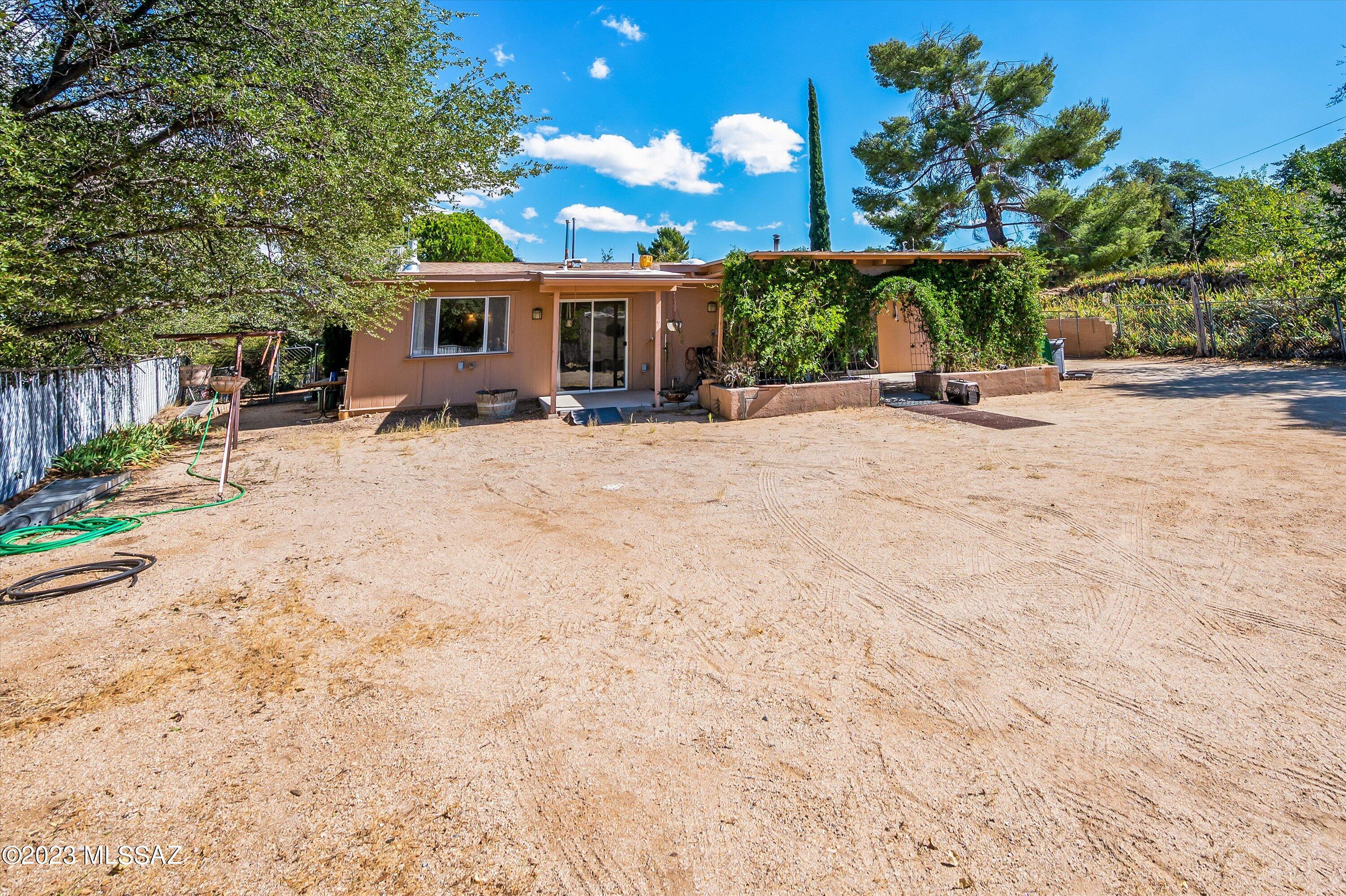 Los Robles Estates - Residential