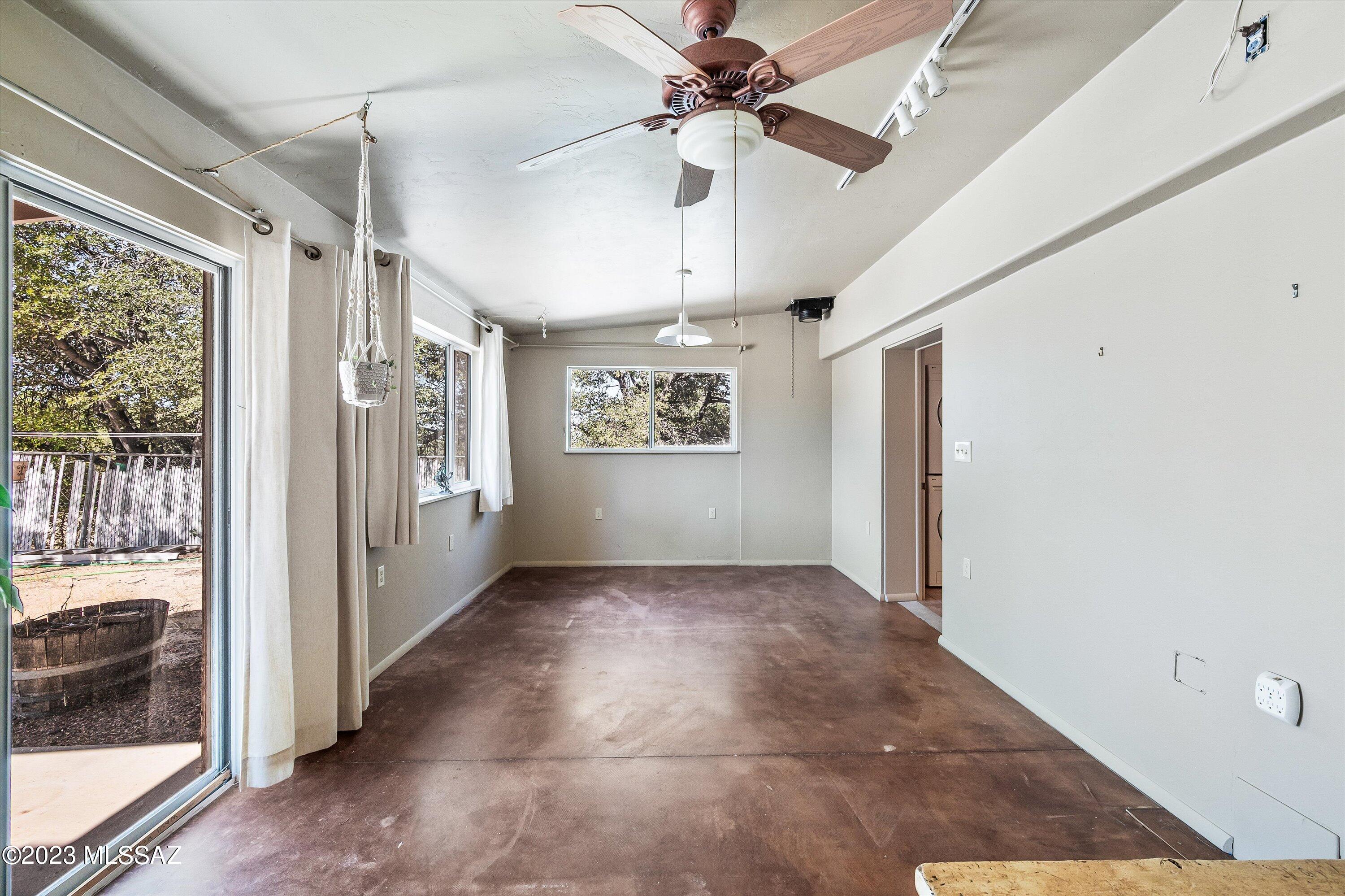 Los Robles Estates - Residential