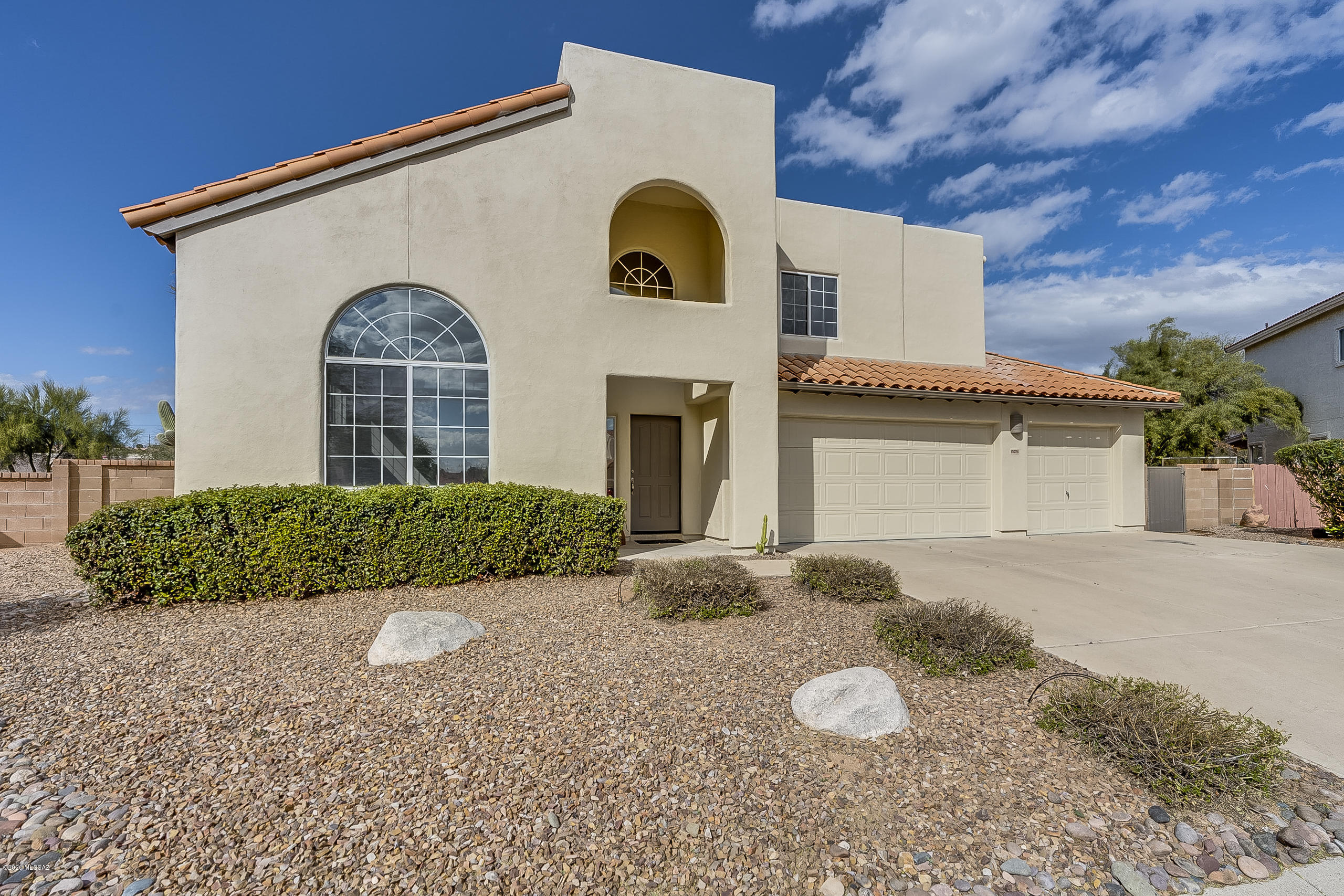 This is the one!  Look no further...  MOVE-IN READY home is located at the end of a private Cul-De-Sac in The Villages of La Canada.  Home features: Fresh Exterior Paint, 3 Car Garage (with Epoxy Floors), 4 Bedrooms and 3 Bathrooms (1 full Bathroom and Bedroom on the Main Level), Pool and Spa!  Soaring Ceiling height in the Entry and Living/Dining areas with Mtn. Views and tons of Natural Light.  Neutral tile through-out the first story living areas.  Updated Kitchen with Granite Counters, Island with extra seating and SS appliances is open to comfortable Family Room and additional Dining Nook.   LARGE Master suite with a private Balcony, Separate His and Hers Walk-In Closets, Updated Master Bathroom with Garden Tub, Double Vanity and Walk-in Shower.  NO POLY PIPES (replaced 1/2020)
