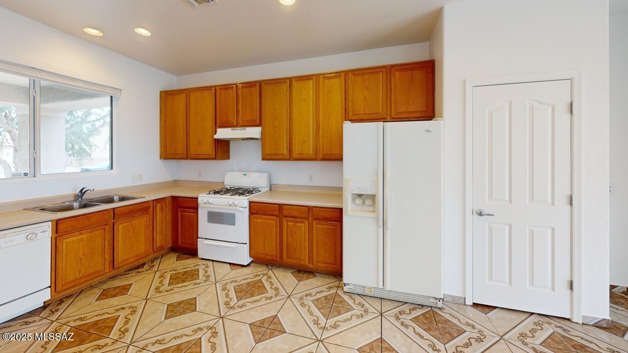 Countryside Village (1-80) - Residential Lease