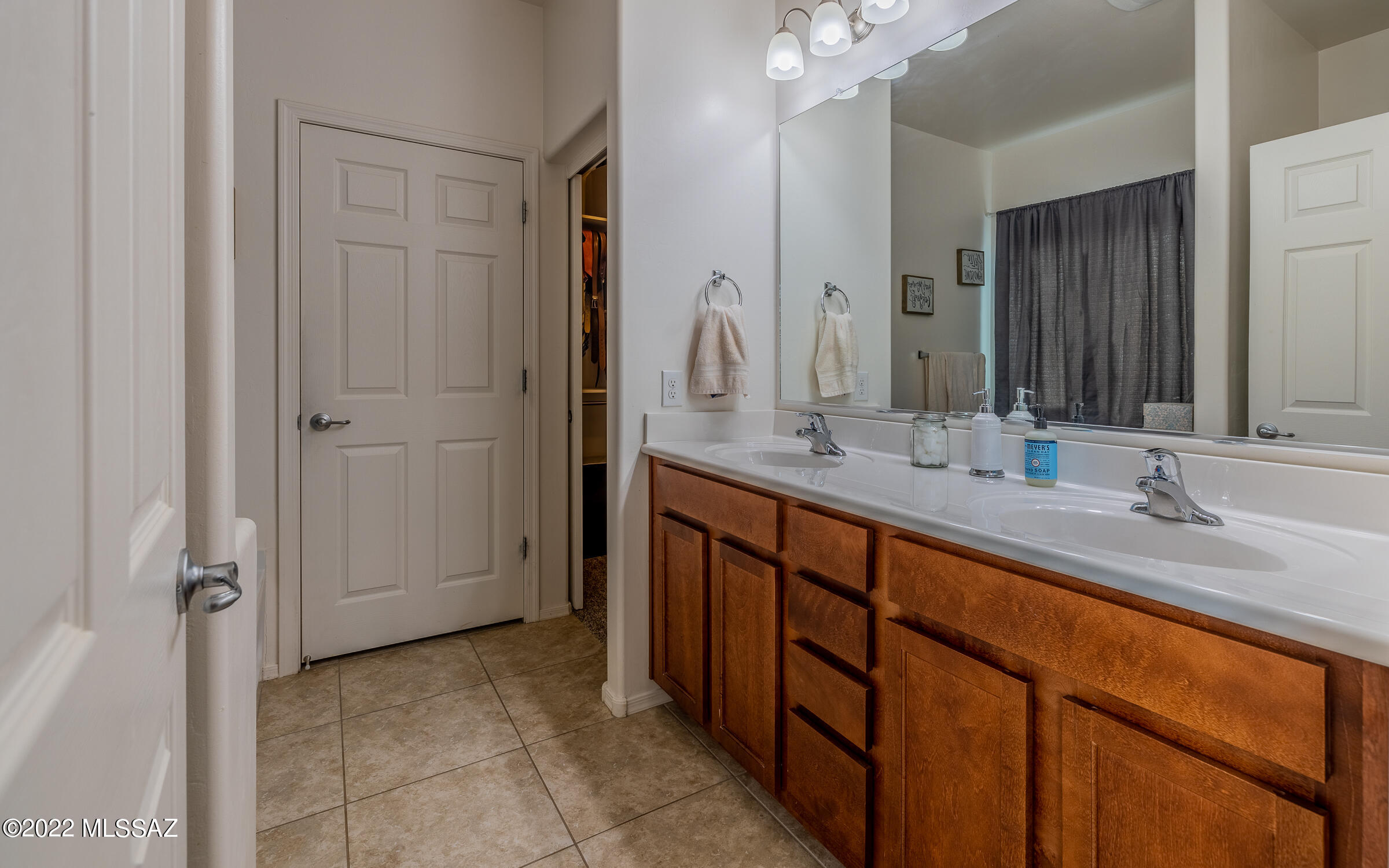 New Tucson Unit NO. 5 (1-312) - Residential