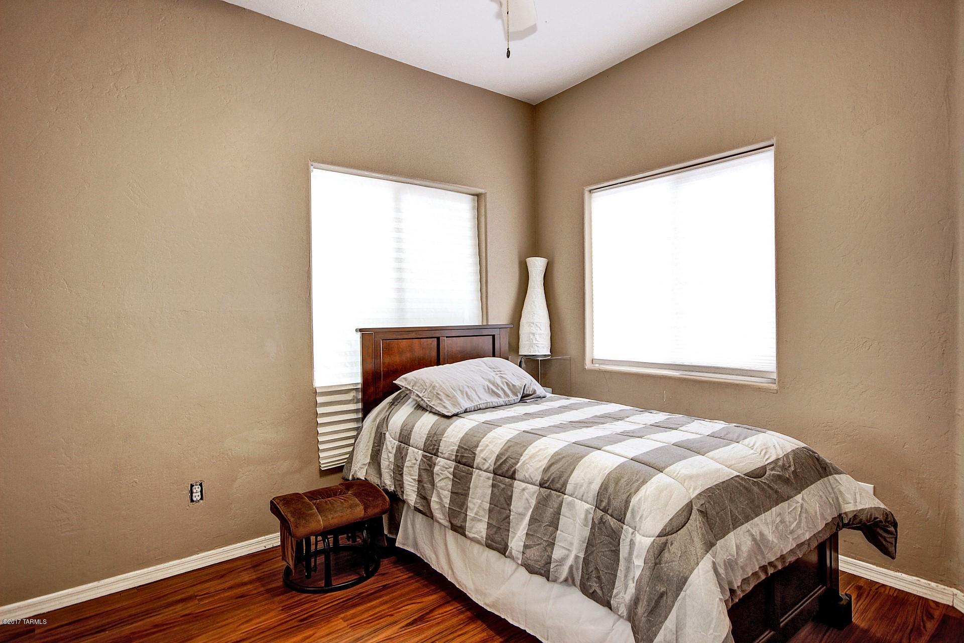 Saddleback Place (1-7) - Residential
