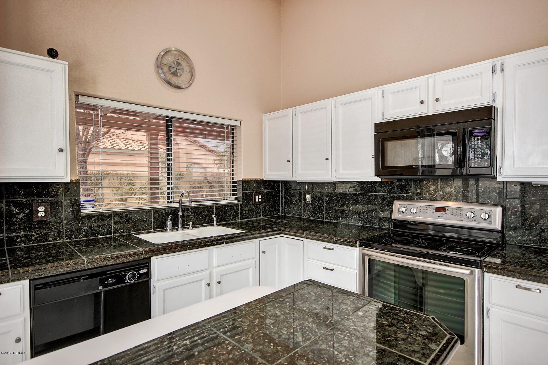 Saddleback Place (1-7) - Residential