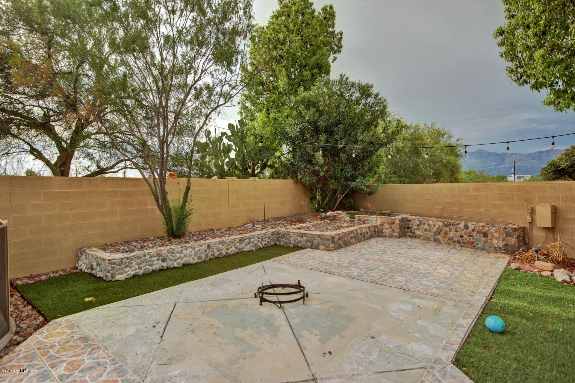 Saddleback Place (1-7) - Residential