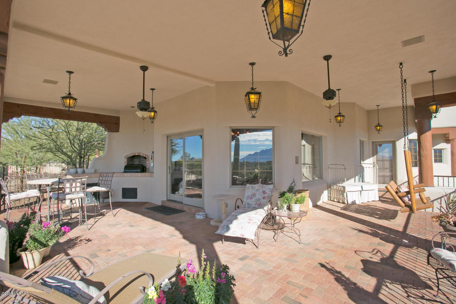 La Cholla Airpark - Residential