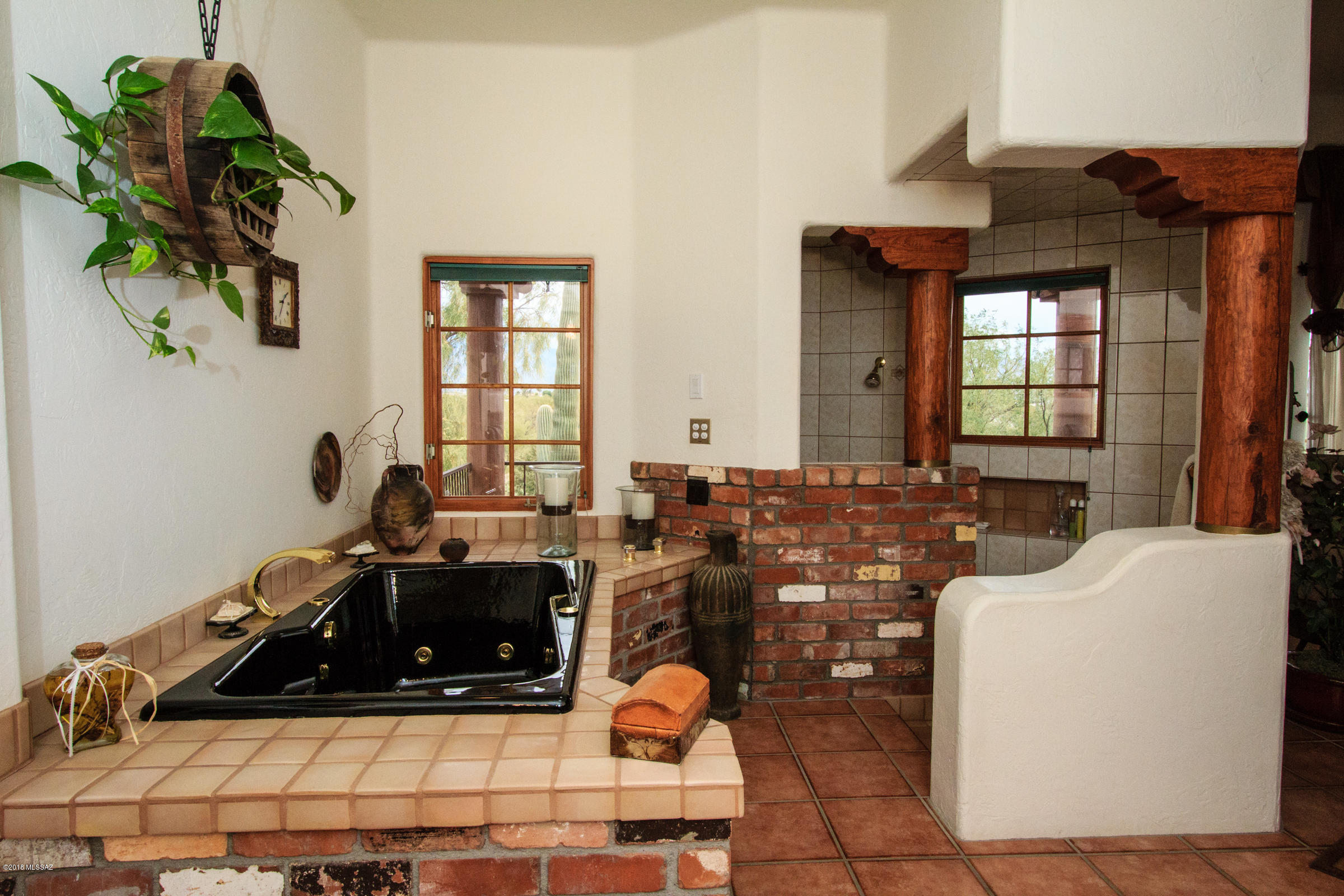 La Cholla Airpark - Residential