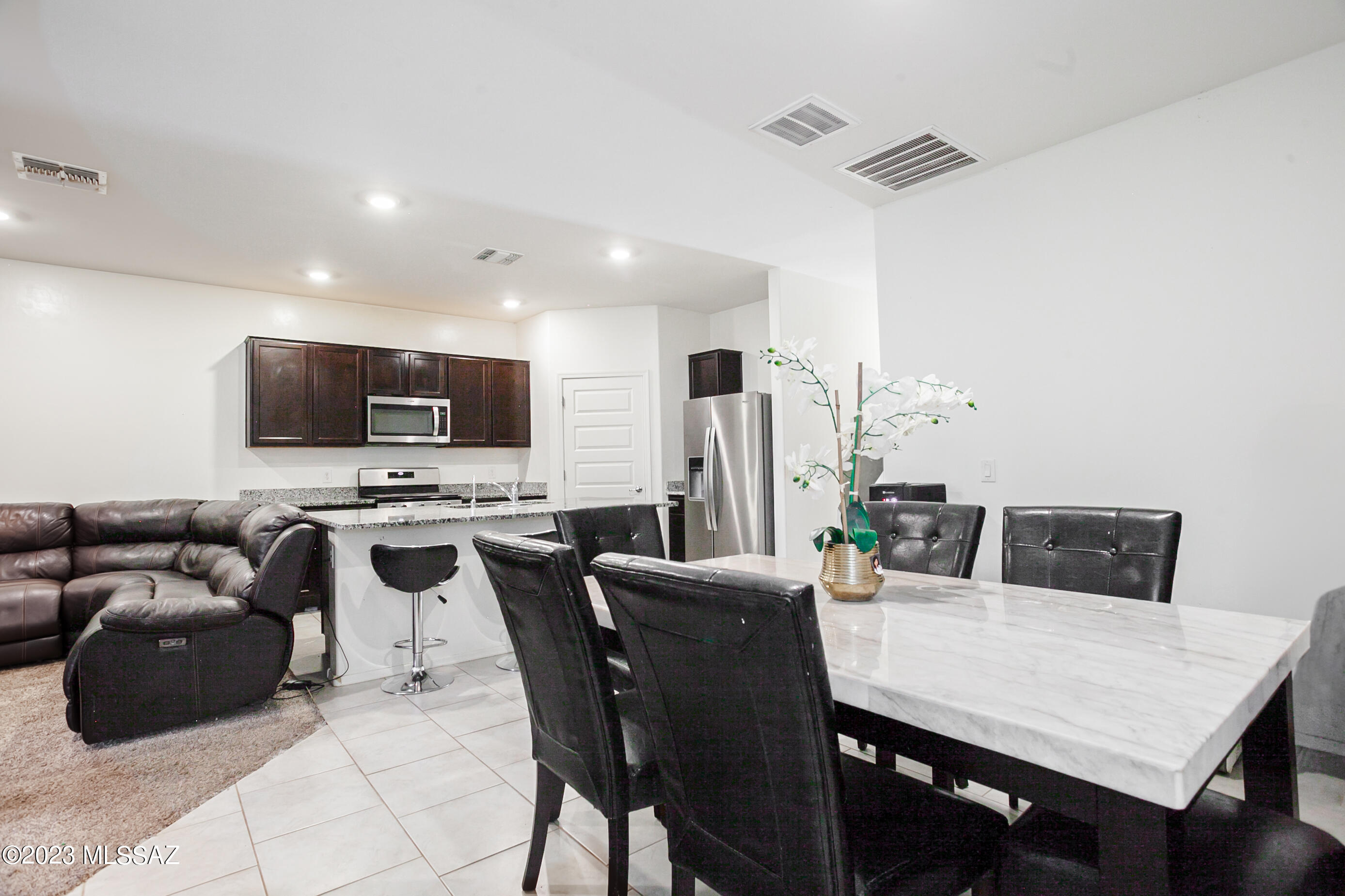Saguaro Bloom SQ20180540069 - Residential