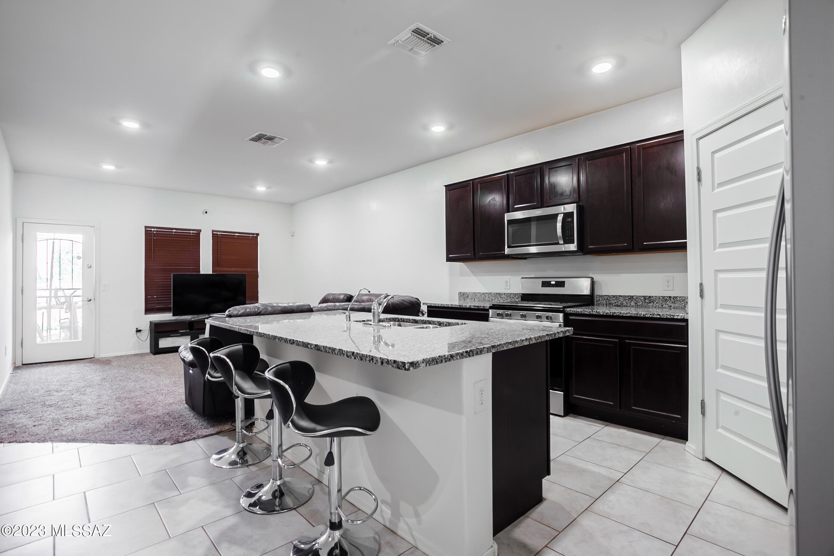 Saguaro Bloom SQ20180540069 - Residential