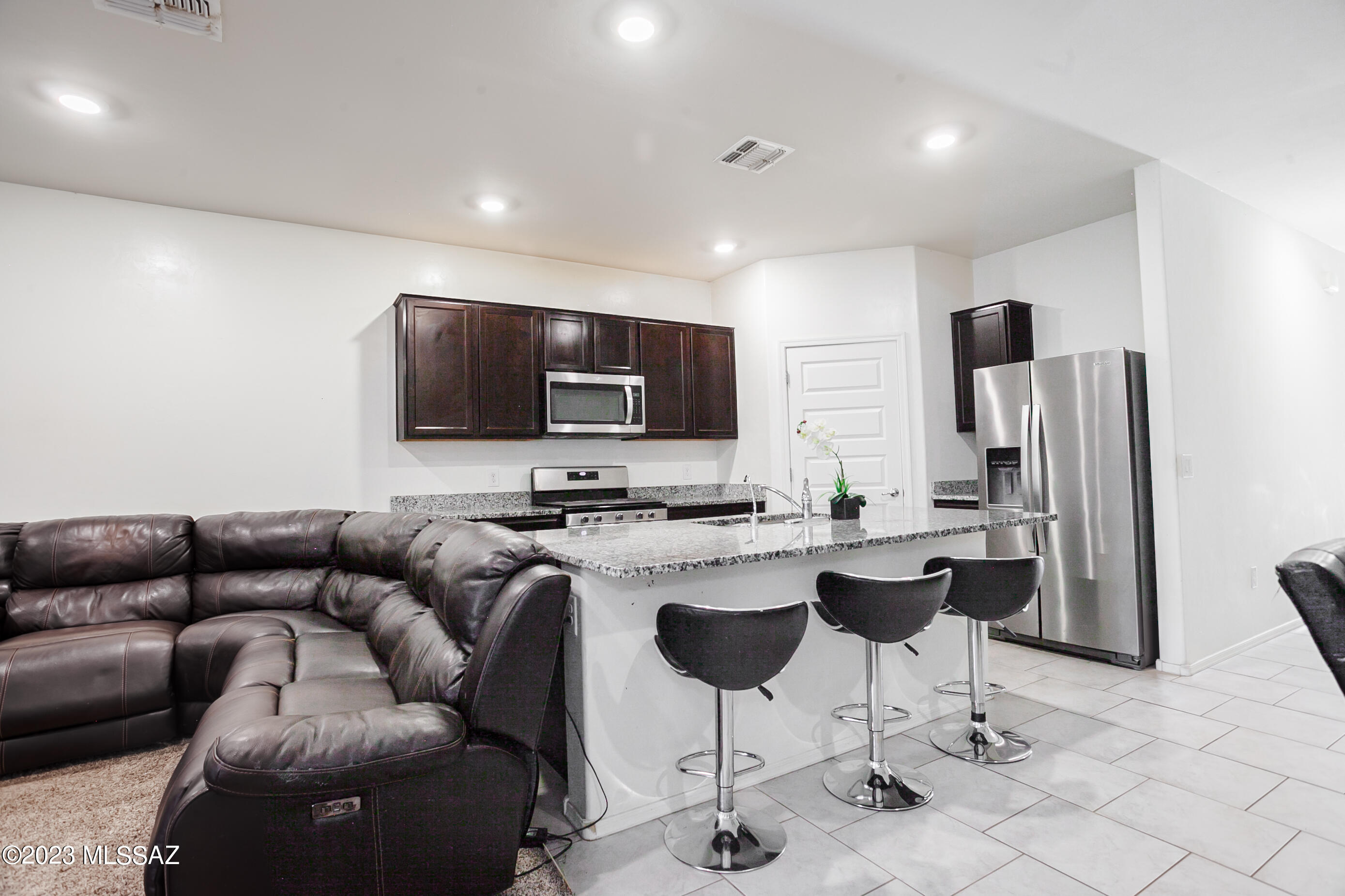Saguaro Bloom SQ20180540069 - Residential