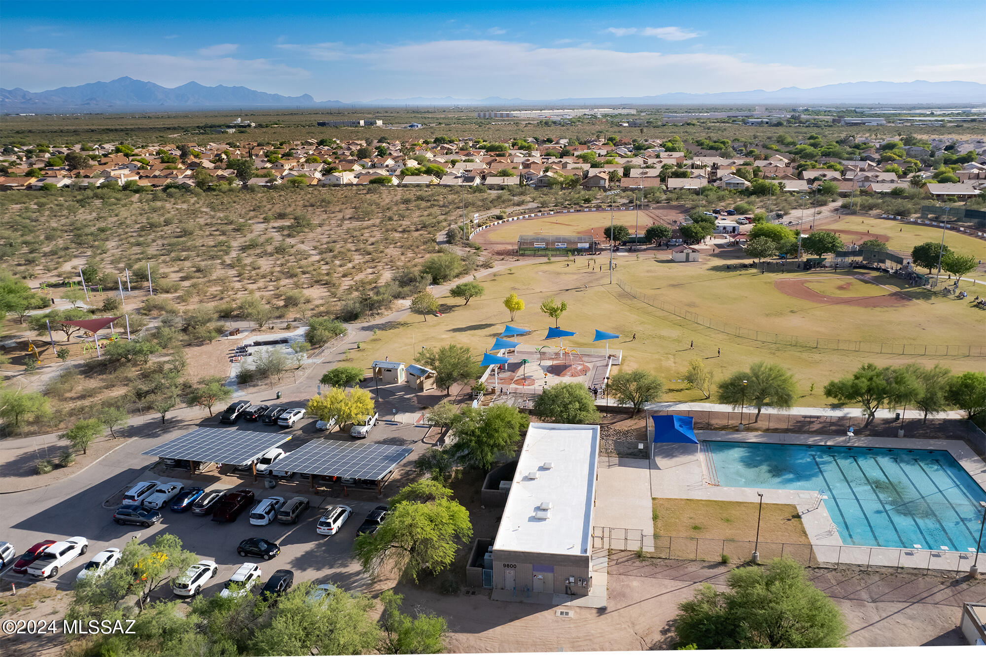 Hacienda Del Oro (1-78) - Residential