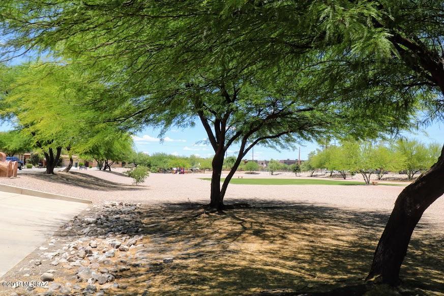 Paseo del Rio - Residential