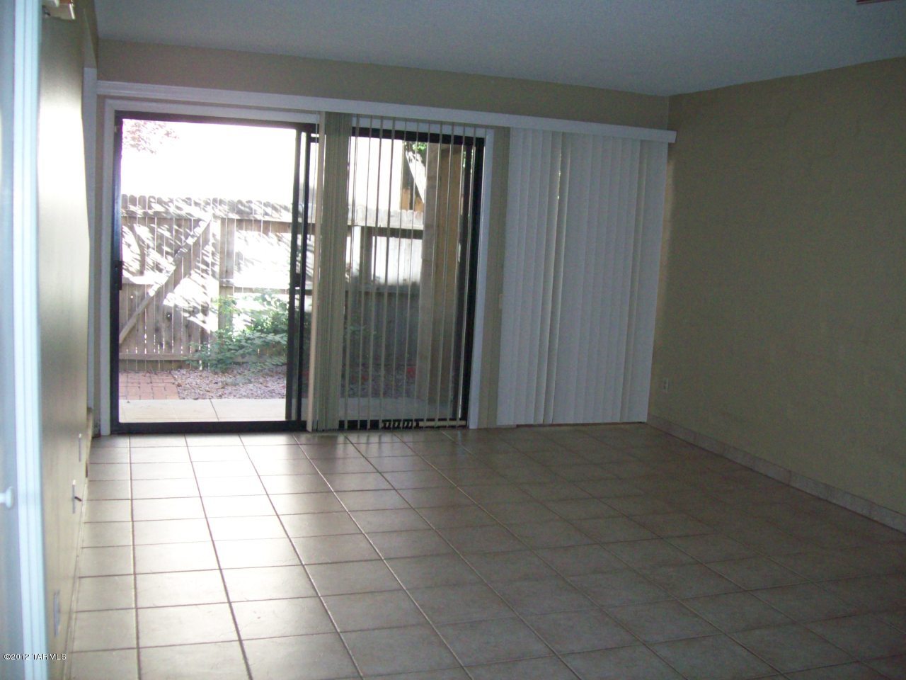Villa Paraiso (1-67) - Residential Lease