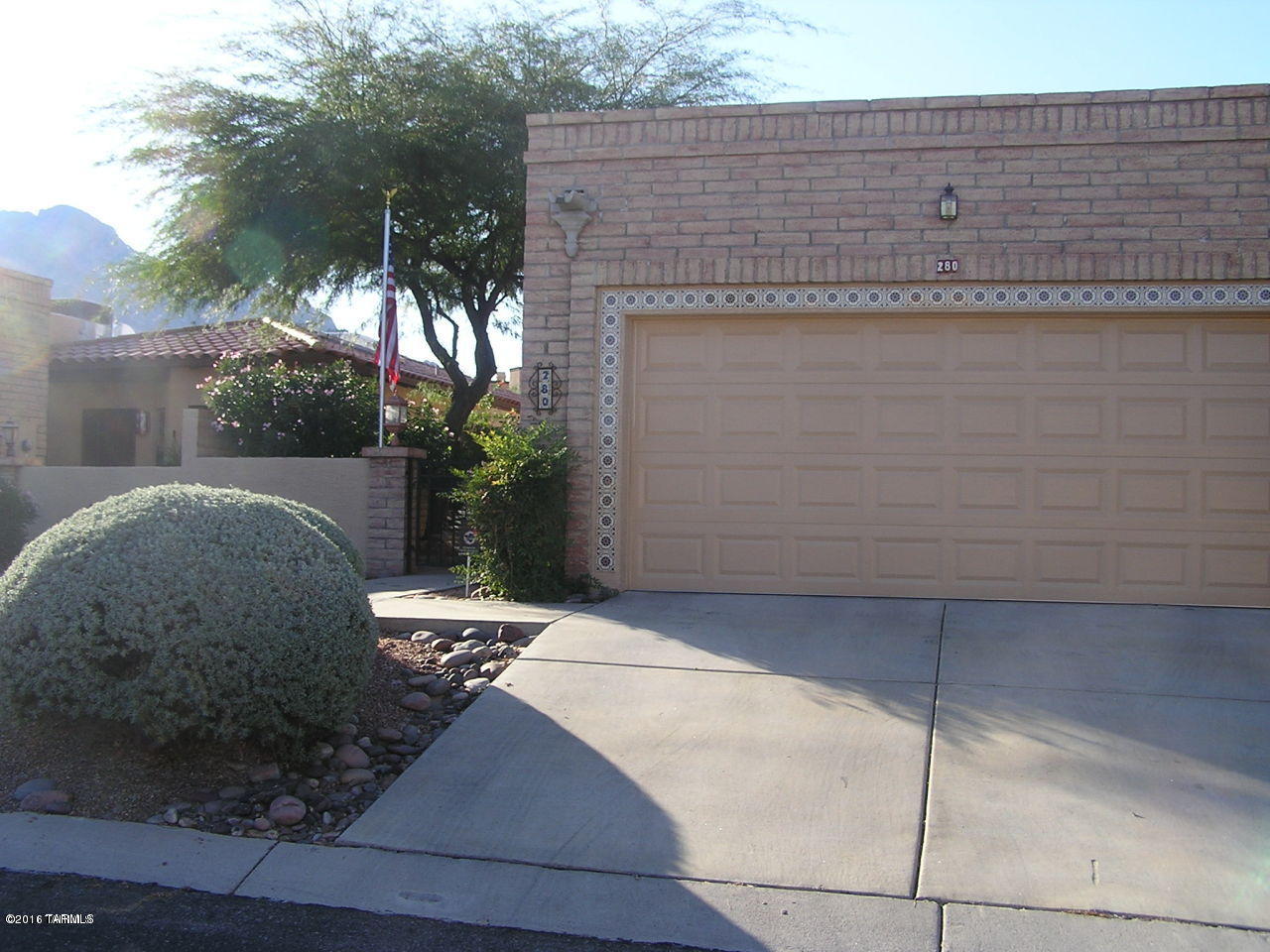 Valle Del Oro Townhomes (1-90) - Residential Lease
