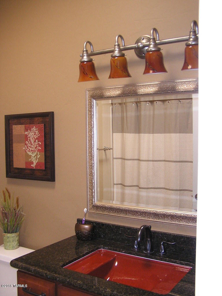 Valle Del Oro Townhomes (1-90) - Residential Lease