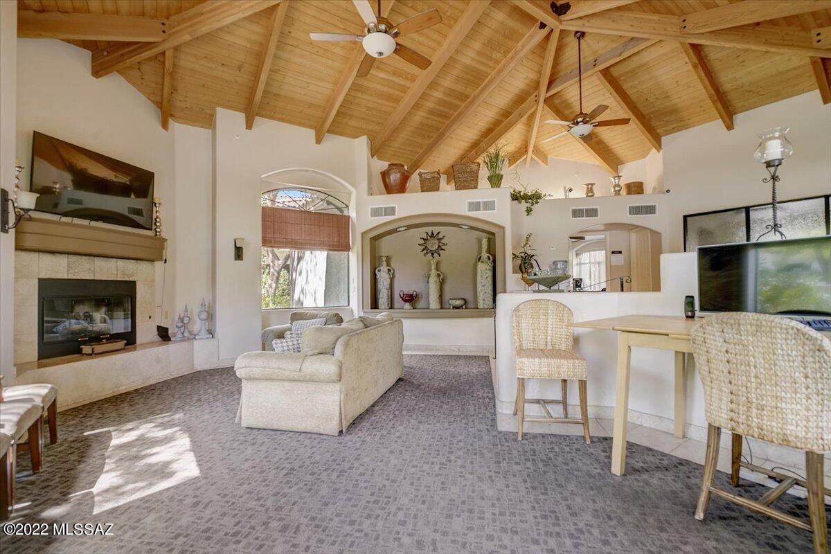 Veranda at Ventana Condominiums - Residential