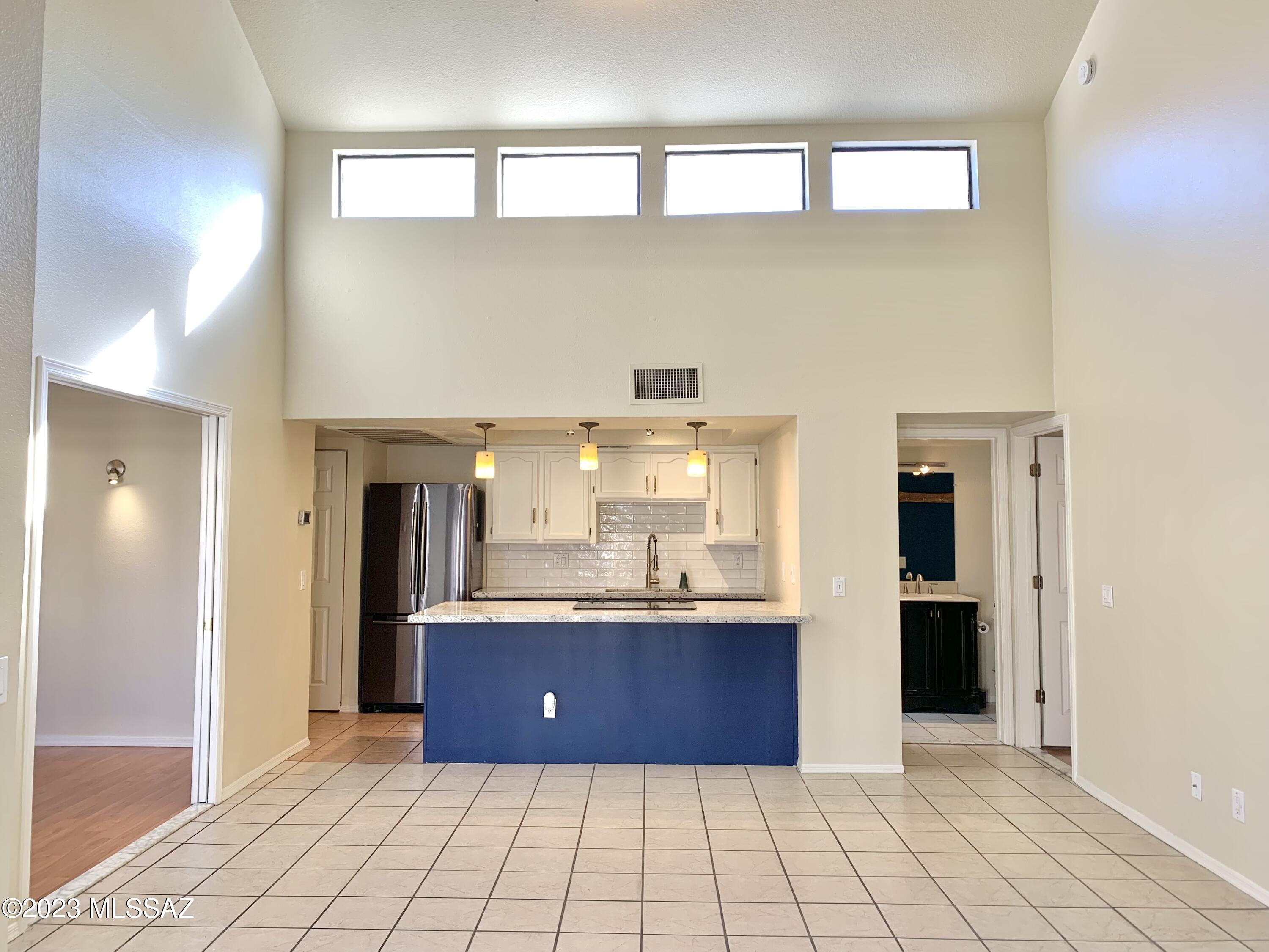 Casitas Real Condos. - Residential Lease