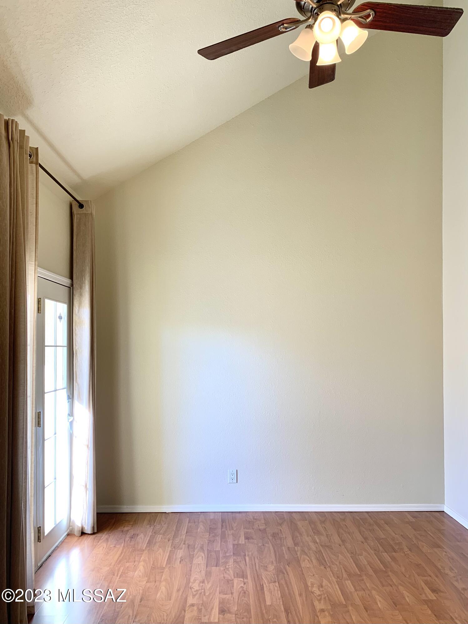 Casitas Real Condos. - Residential Lease