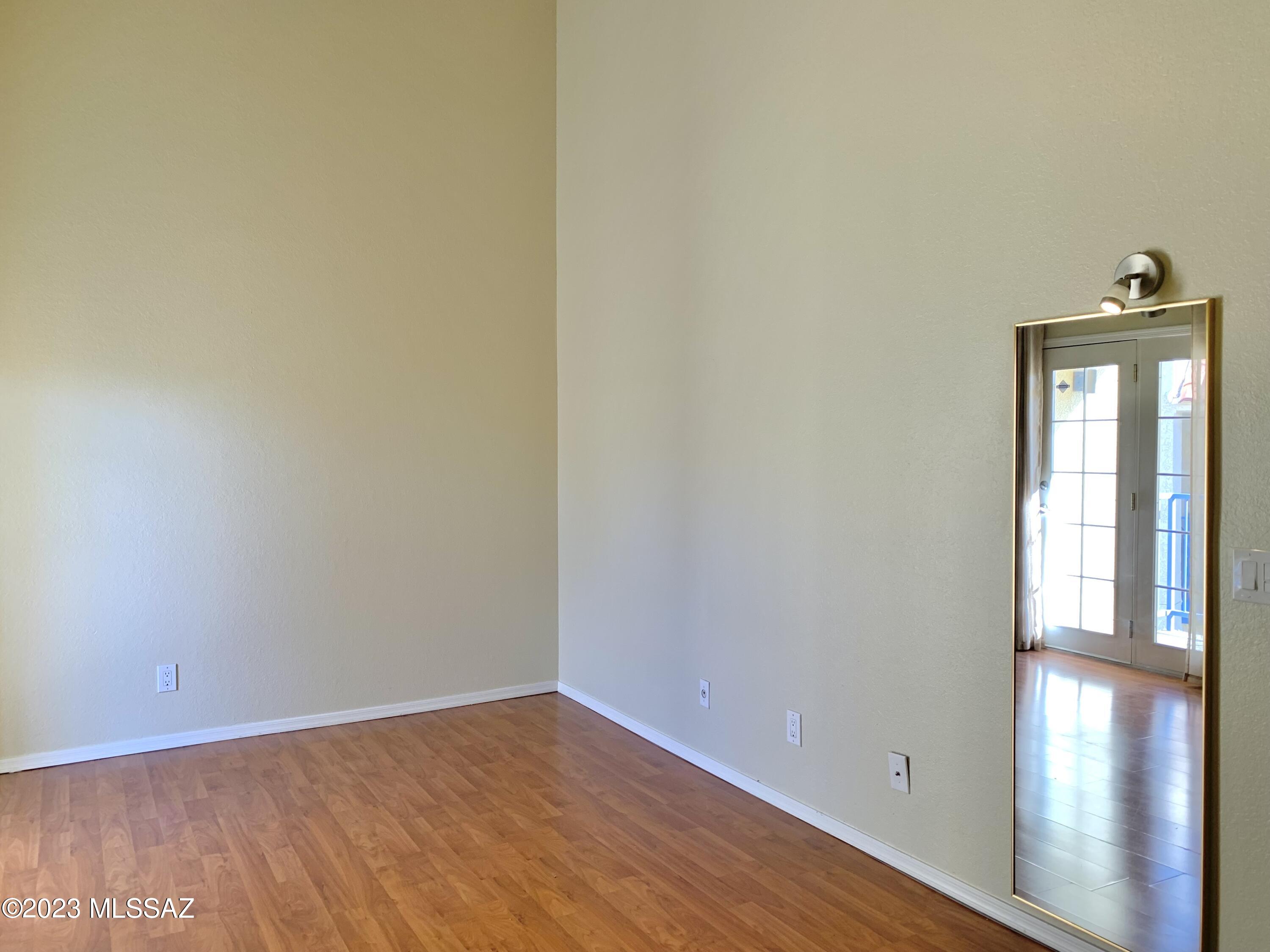 Casitas Real Condos. - Residential Lease