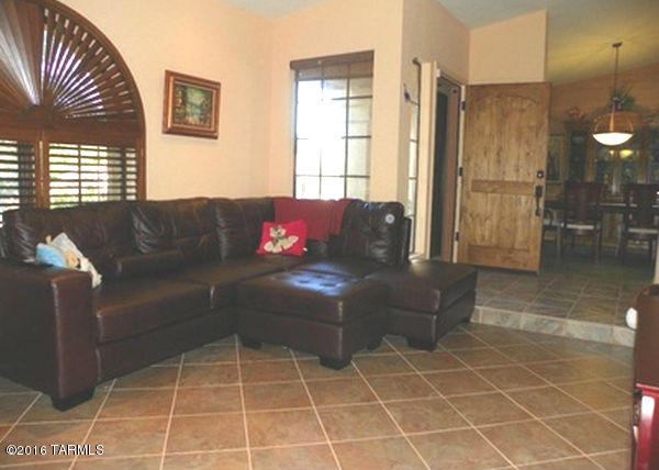 Ventana Shadows (1-80) - Residential Lease