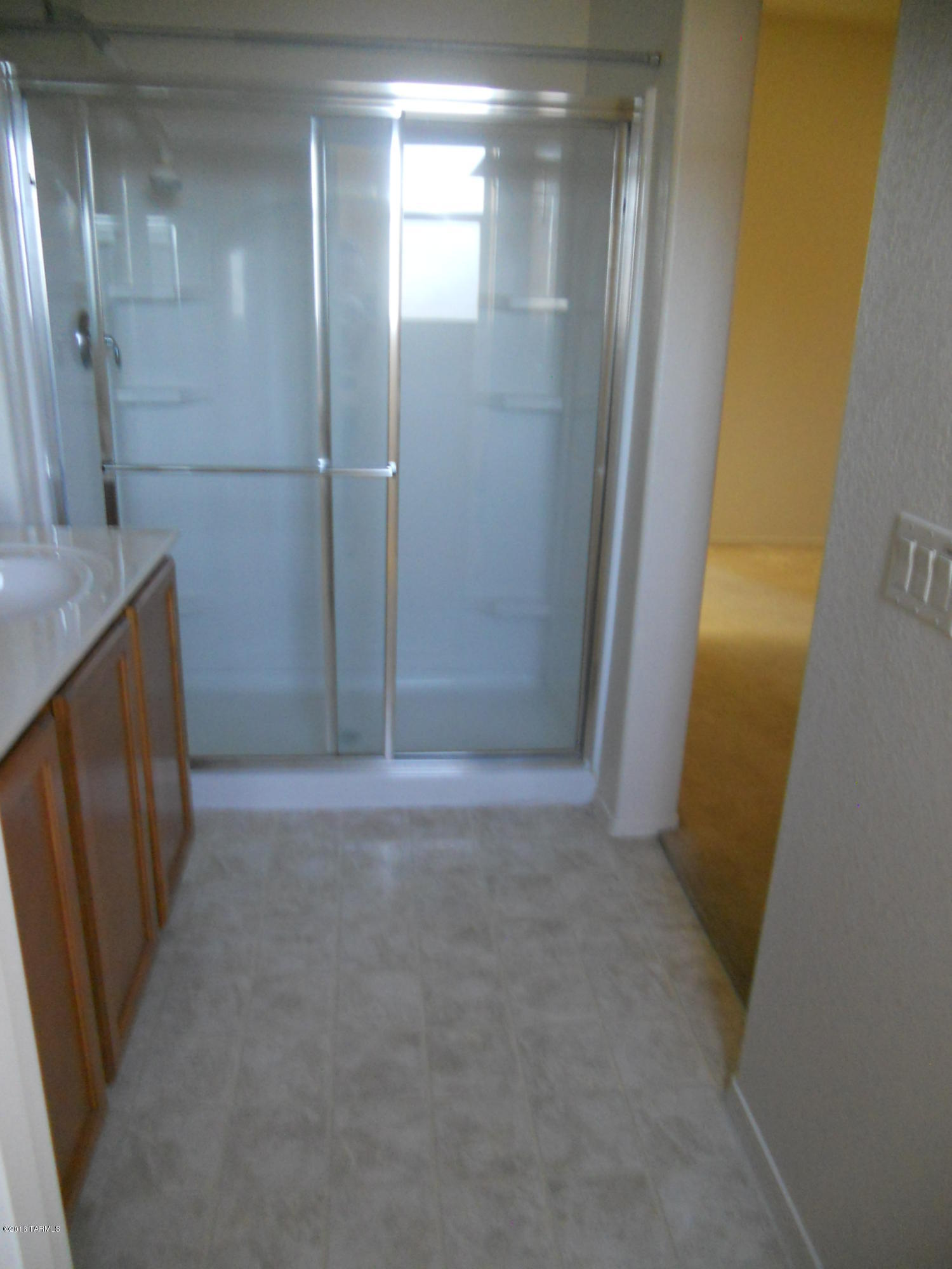 Paseo Estrella (1-104) - Residential Lease