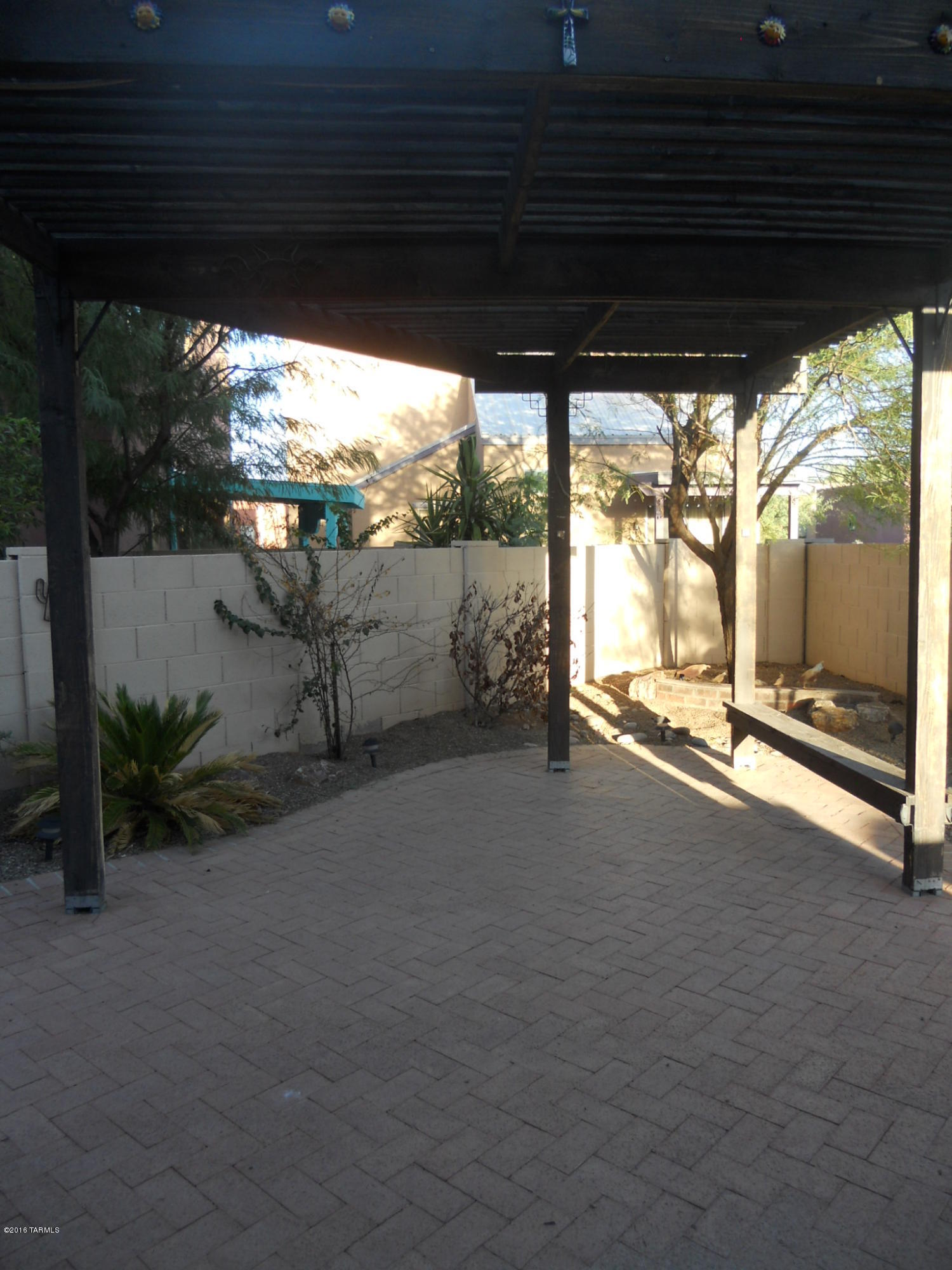 Paseo Estrella (1-104) - Residential Lease