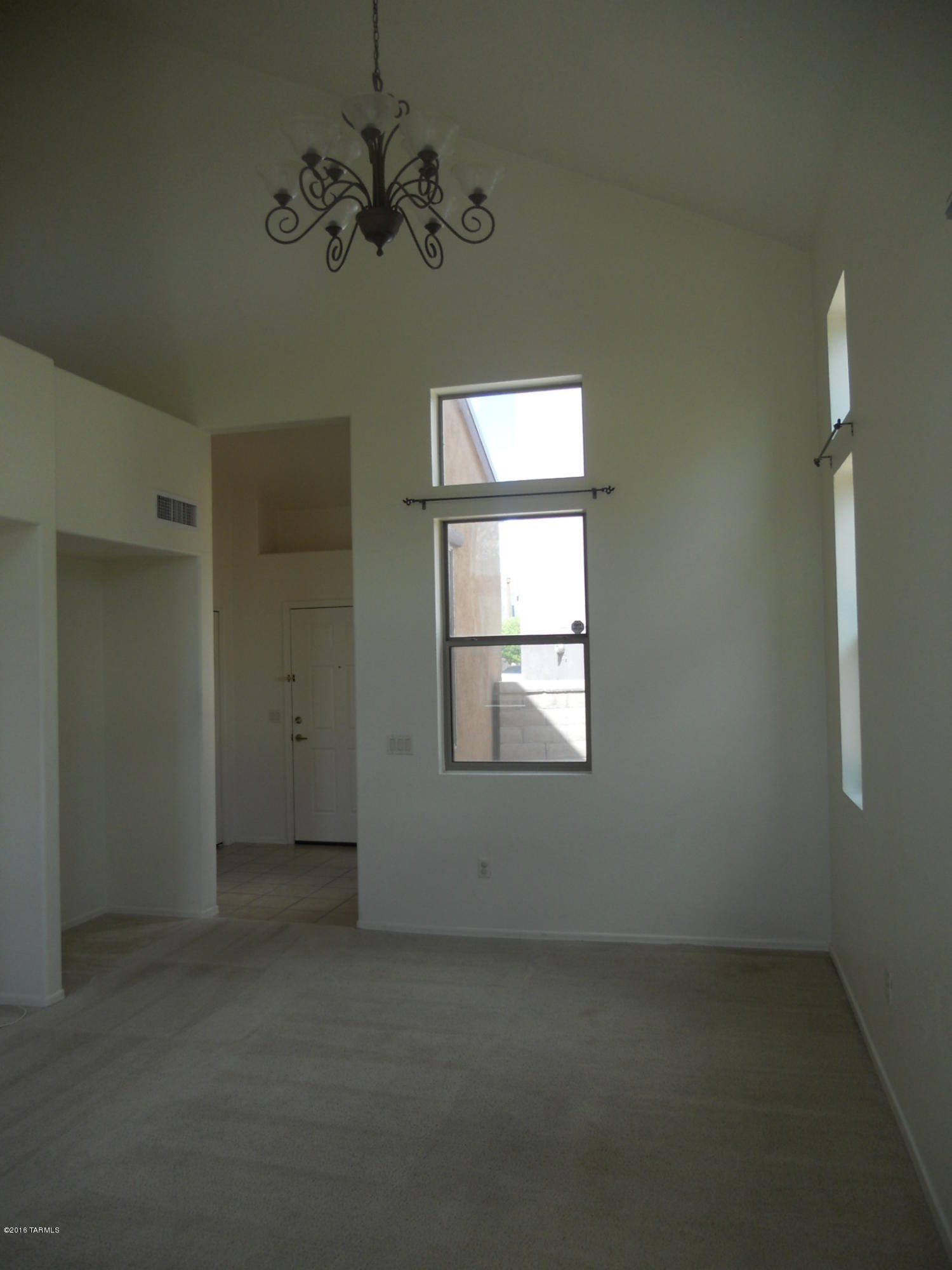 Paseo Estrella (1-104) - Residential Lease