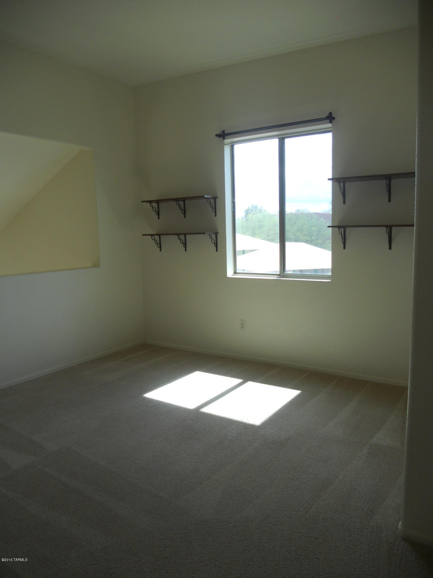 Paseo Estrella (1-104) - Residential Lease