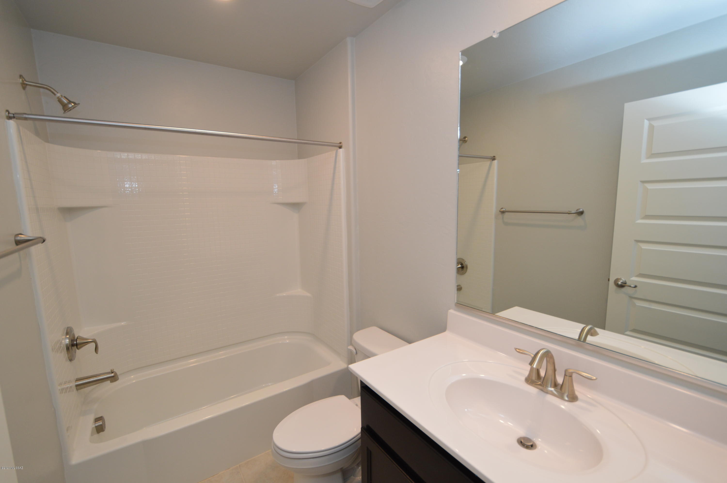 Silverbell Crossings SQ20131720884 - Residential Lease
