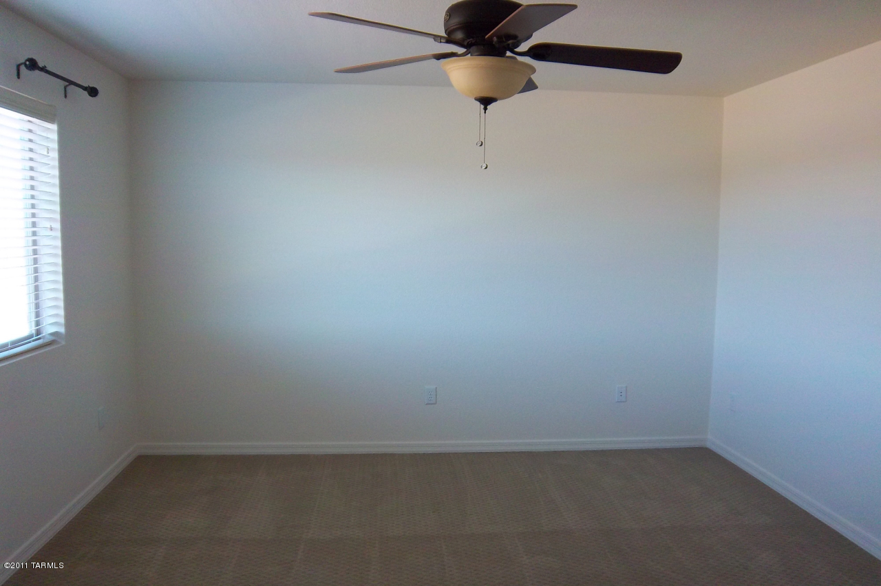 Presidio De Cancion (1-200) - Residential Lease
