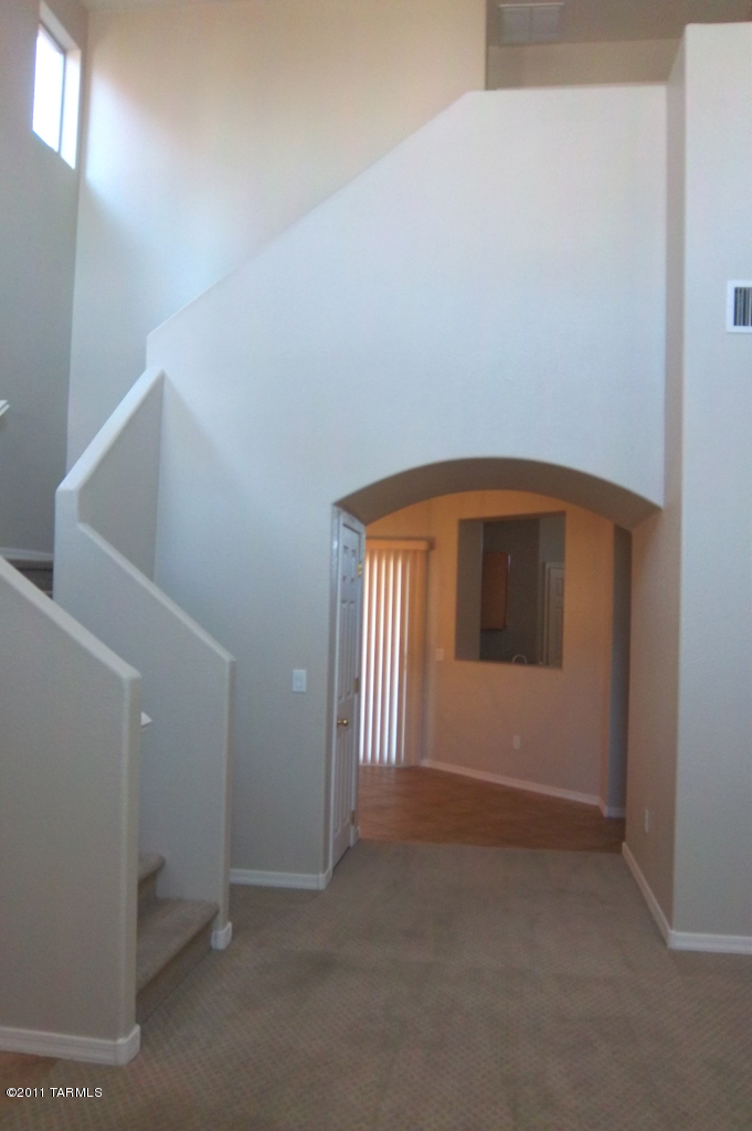 Presidio De Cancion (1-200) - Residential Lease